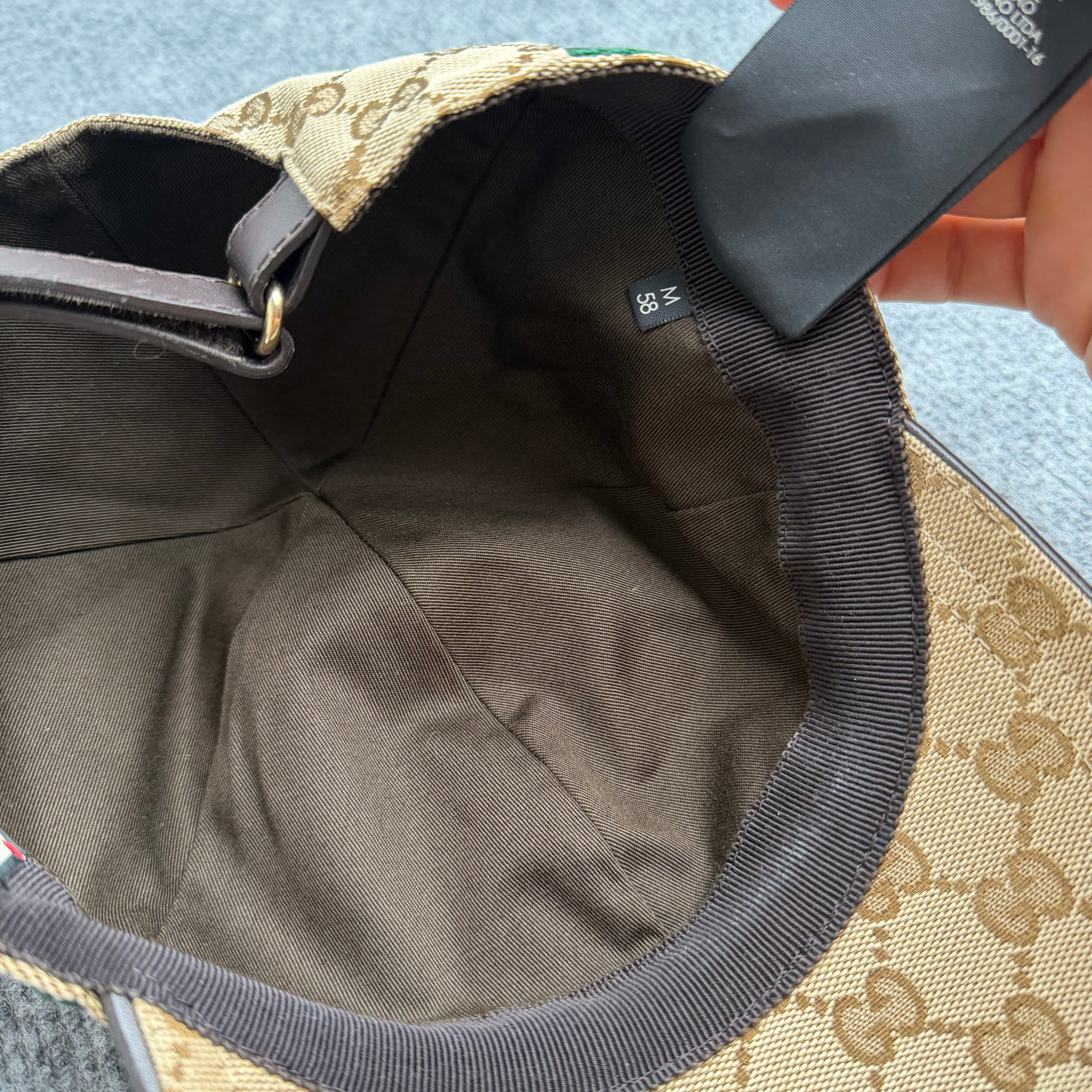 Gucci kasket (Str. M)