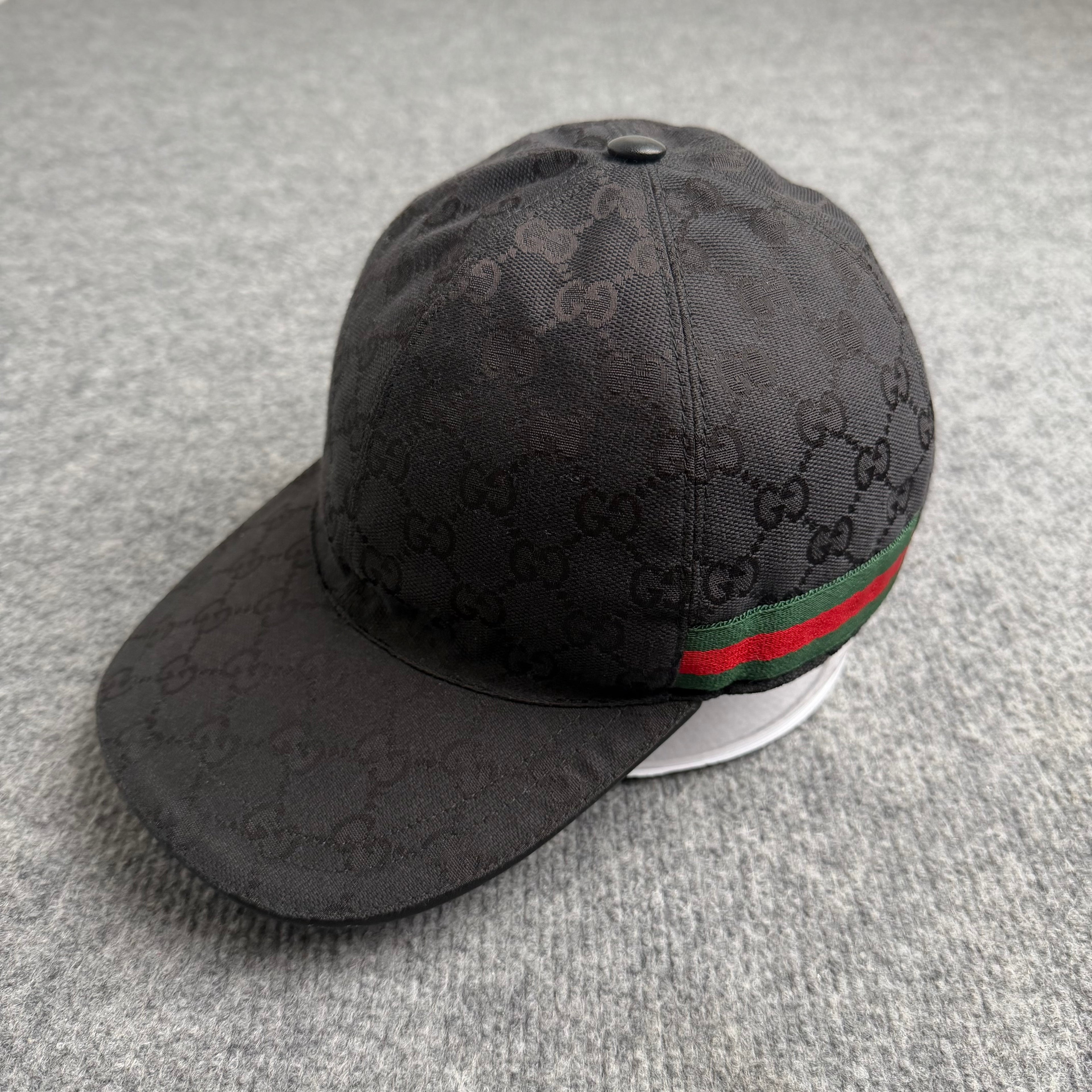 Gucci kasket (Str. M)