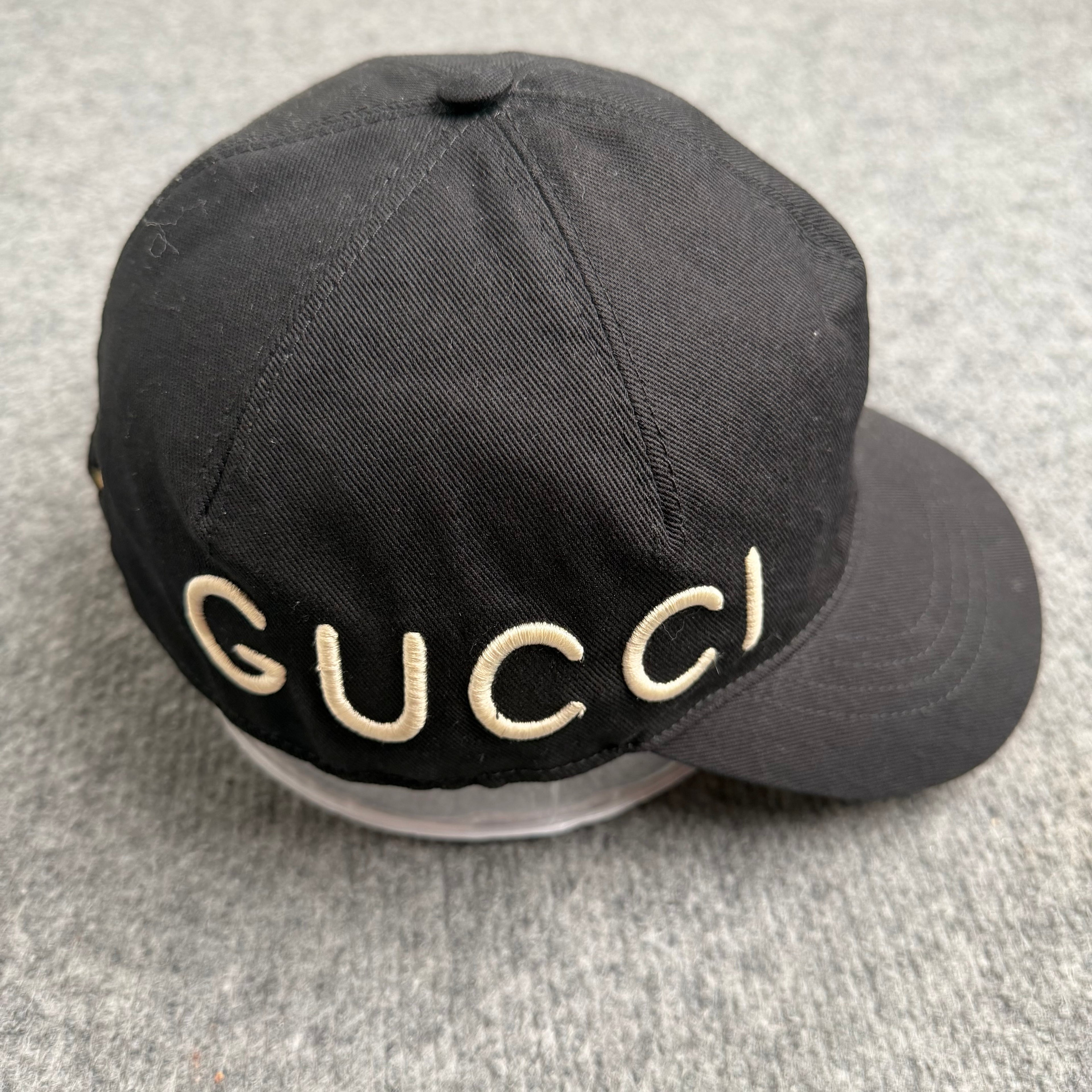 Gucci kasket (Str. M)