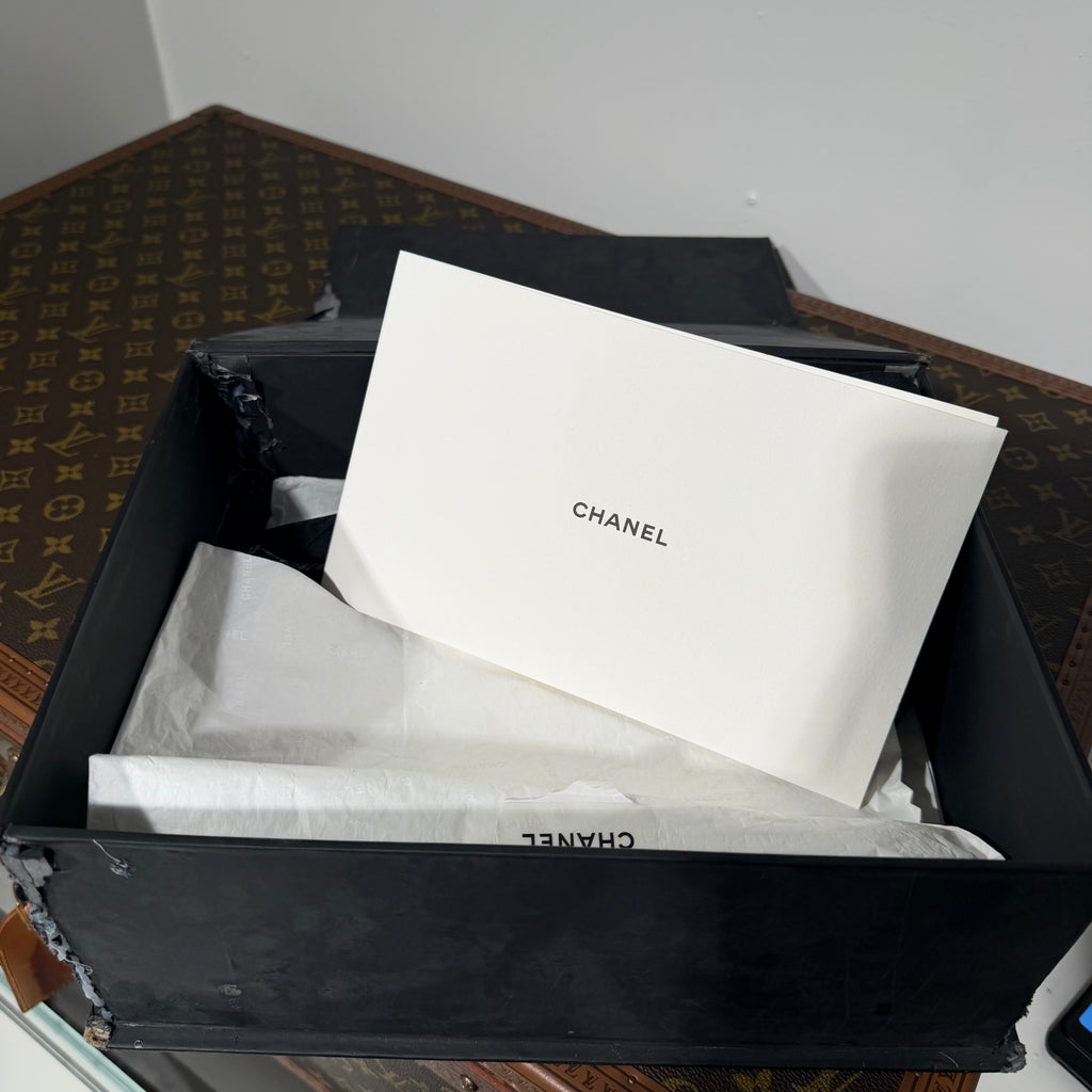 Chanel Boy Caviar Leather Taske