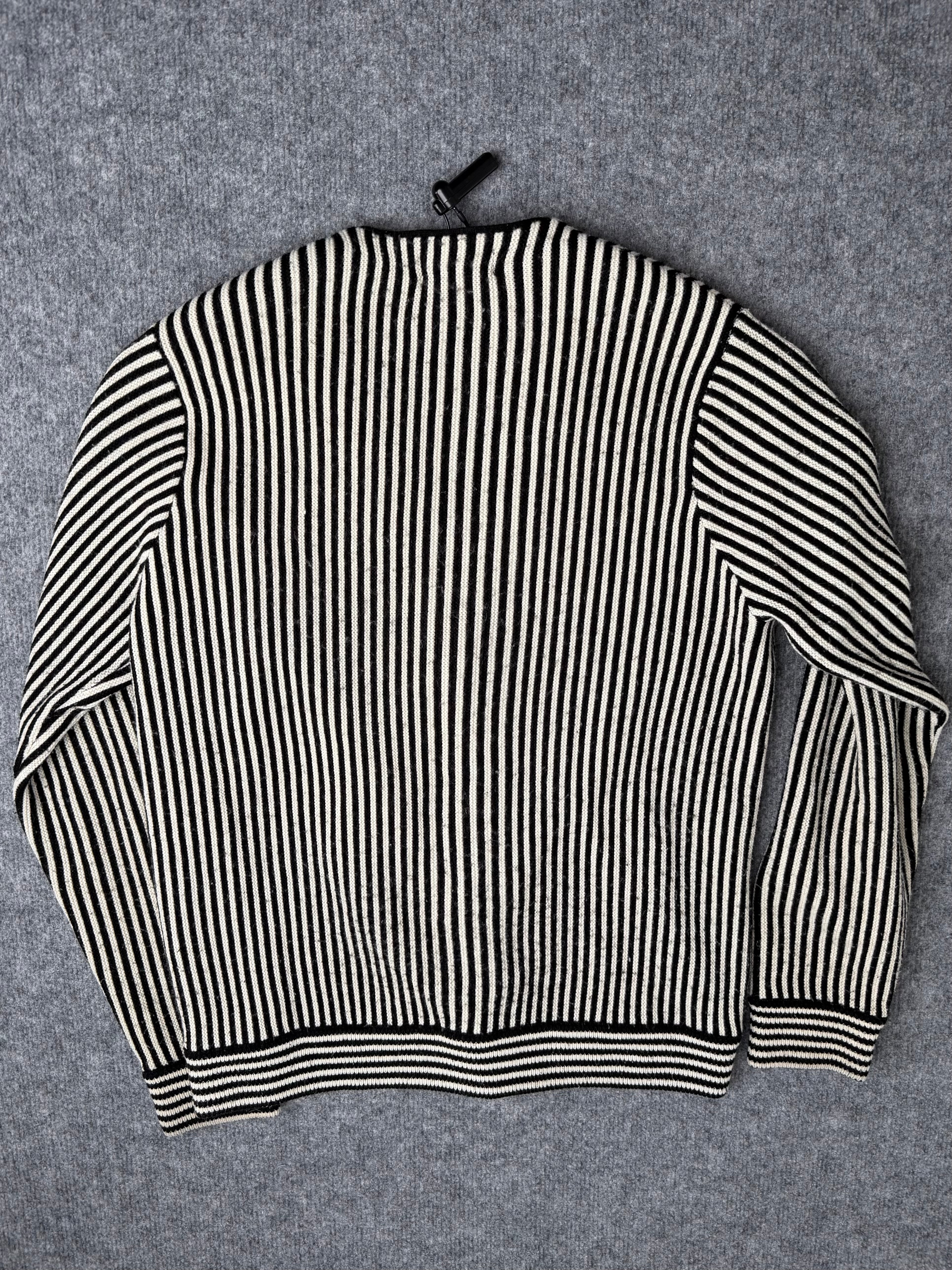 Supreme cardigan (Str. M)