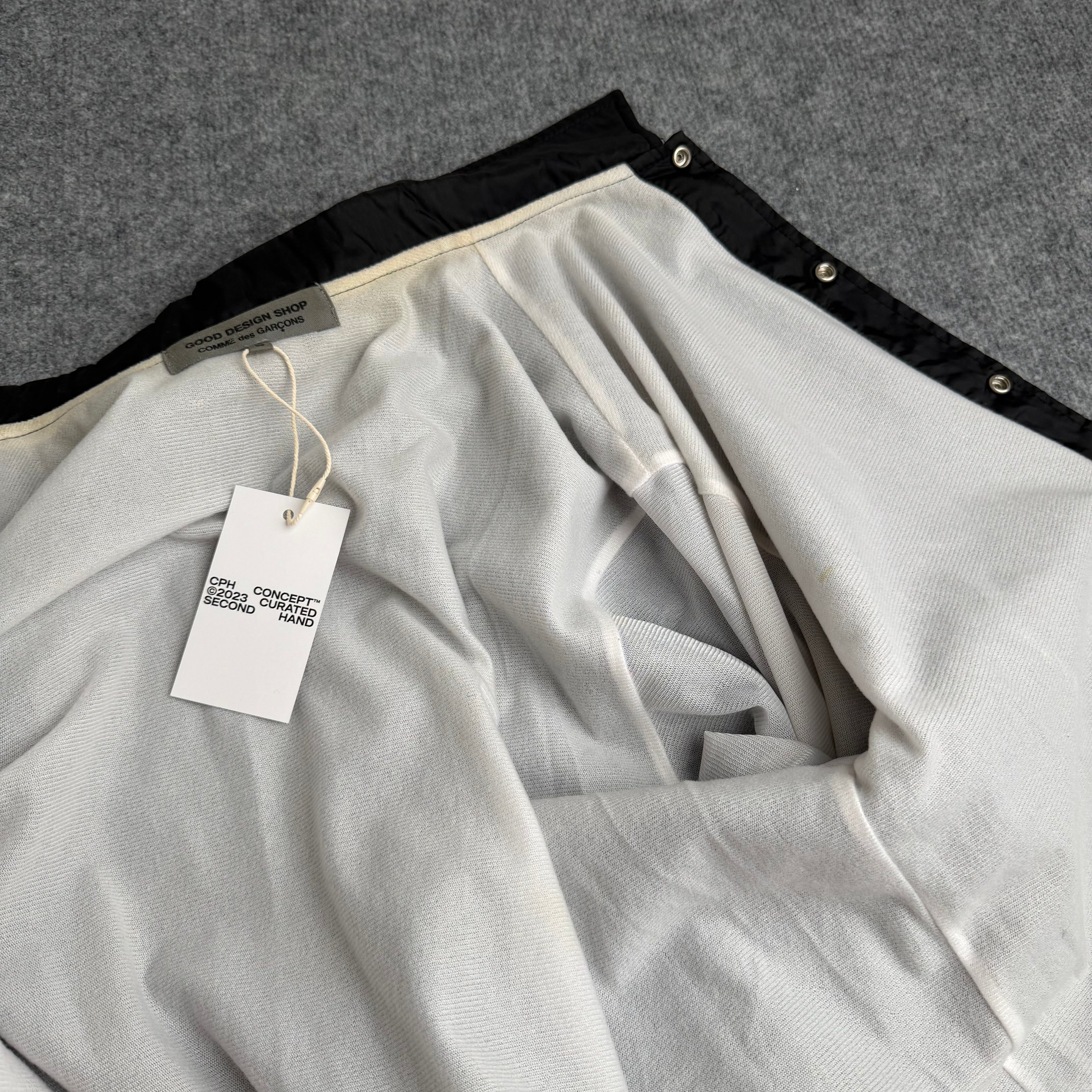 Comme Des Garcons jakke (Str. S)
