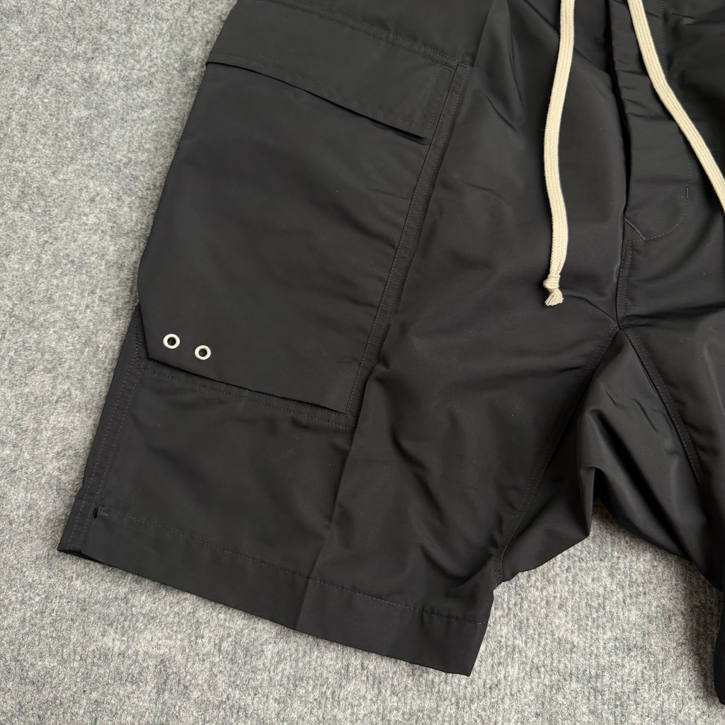 Rick Owen’s shorts (Str. M)