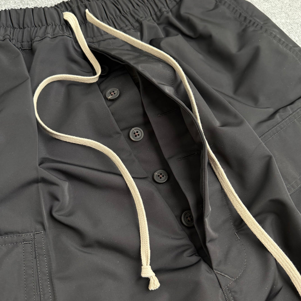 Rick Owen’s shorts (Str. M)