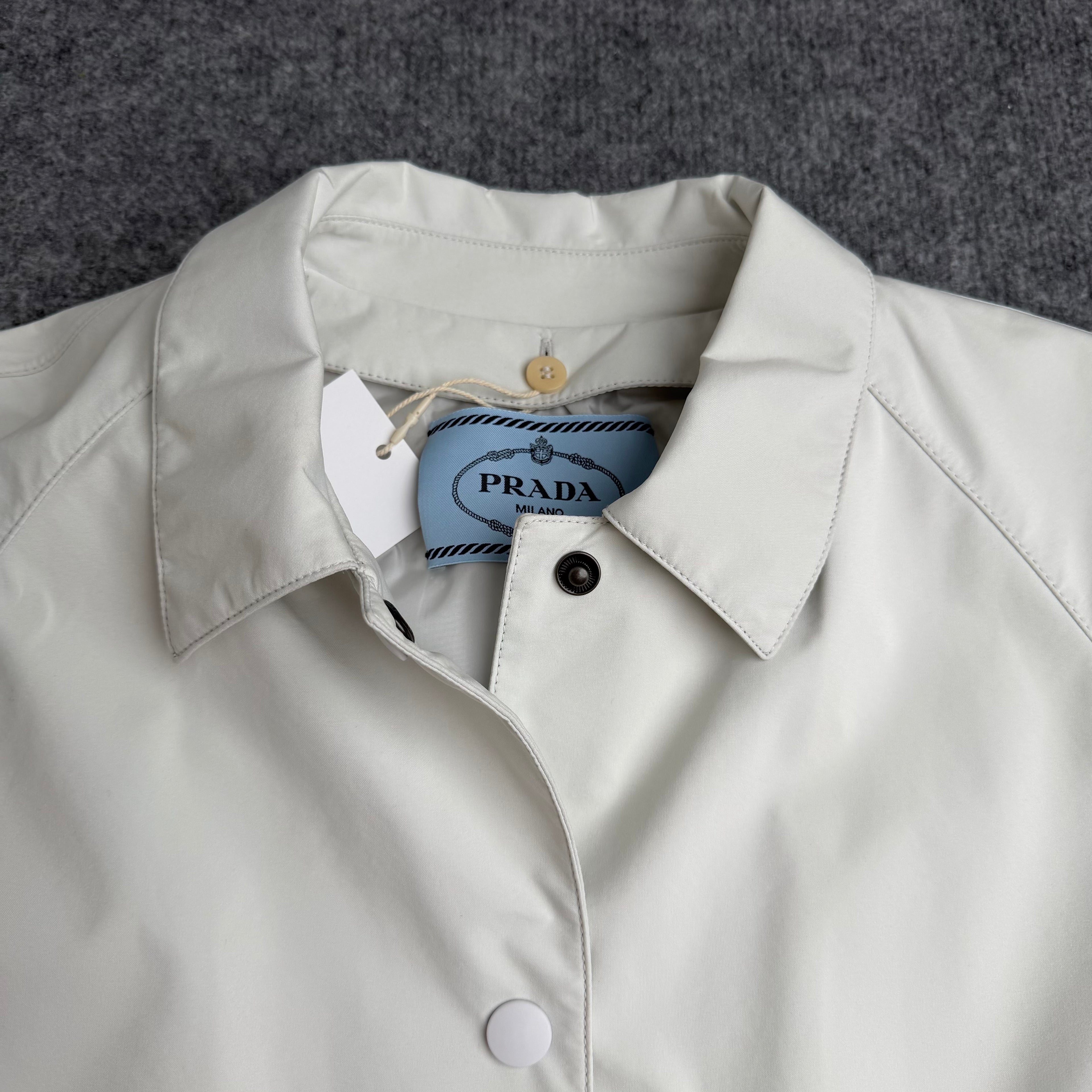 Prada trenchcoat (Str. S)