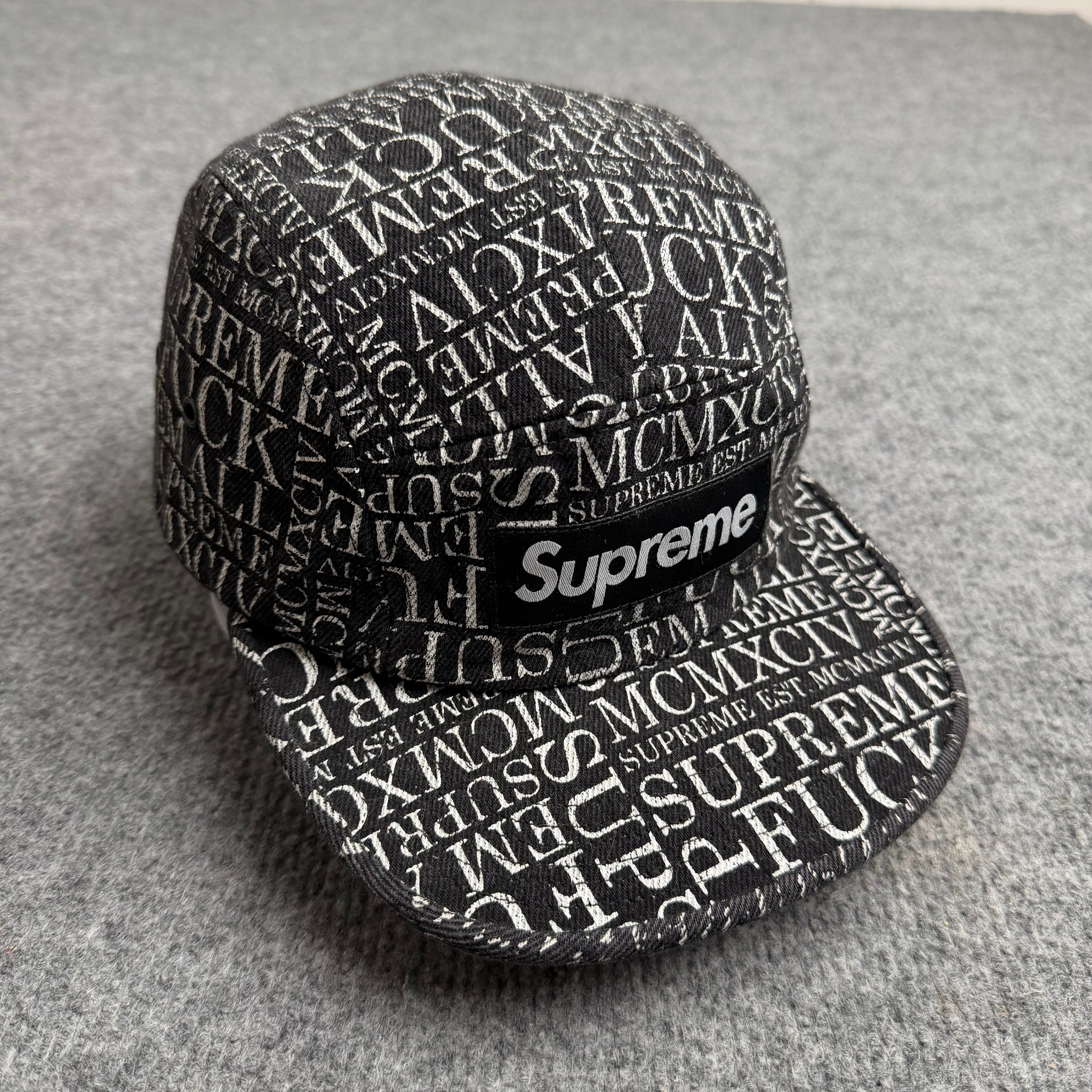 Supreme kasket