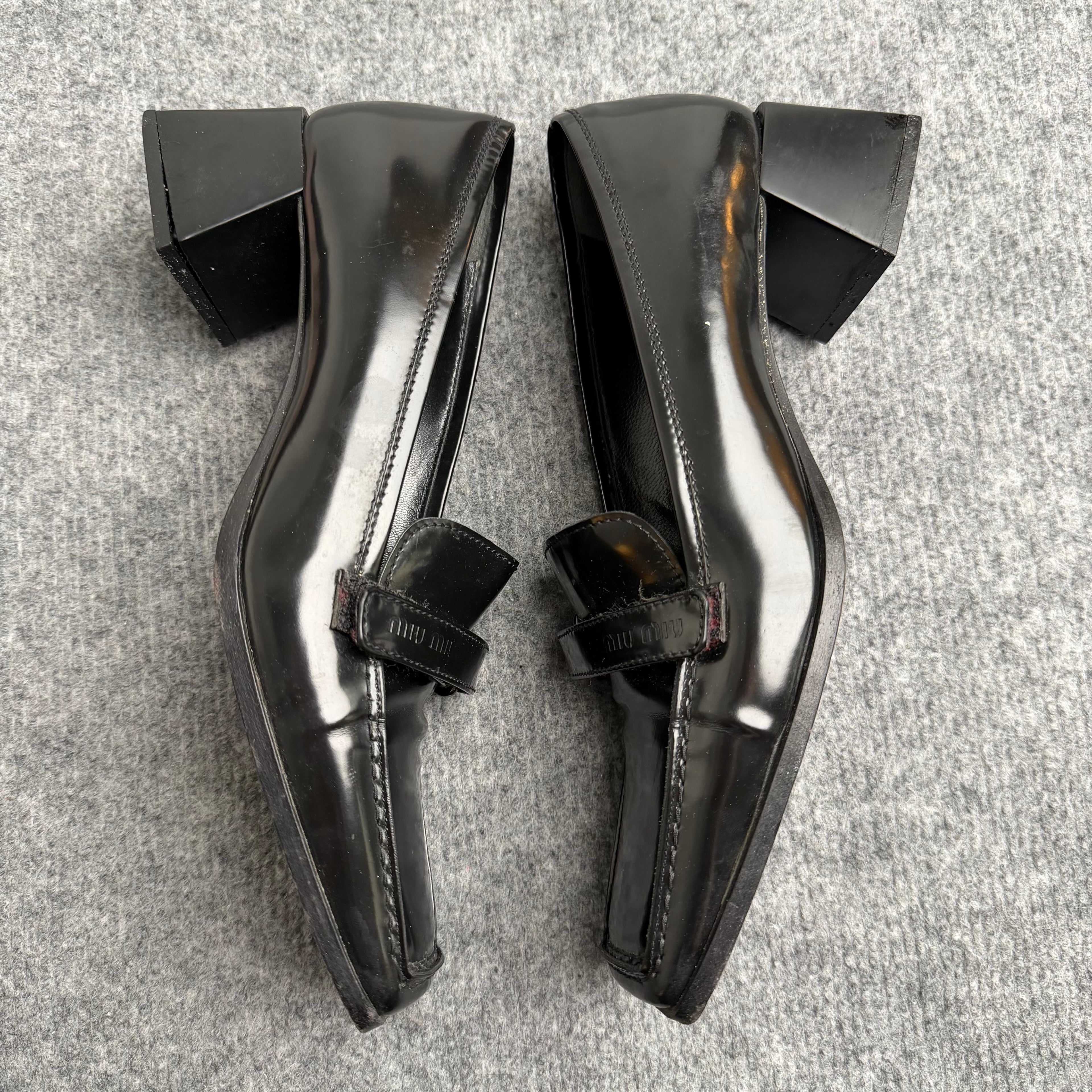 Miu Miu loafers (Str. 37)