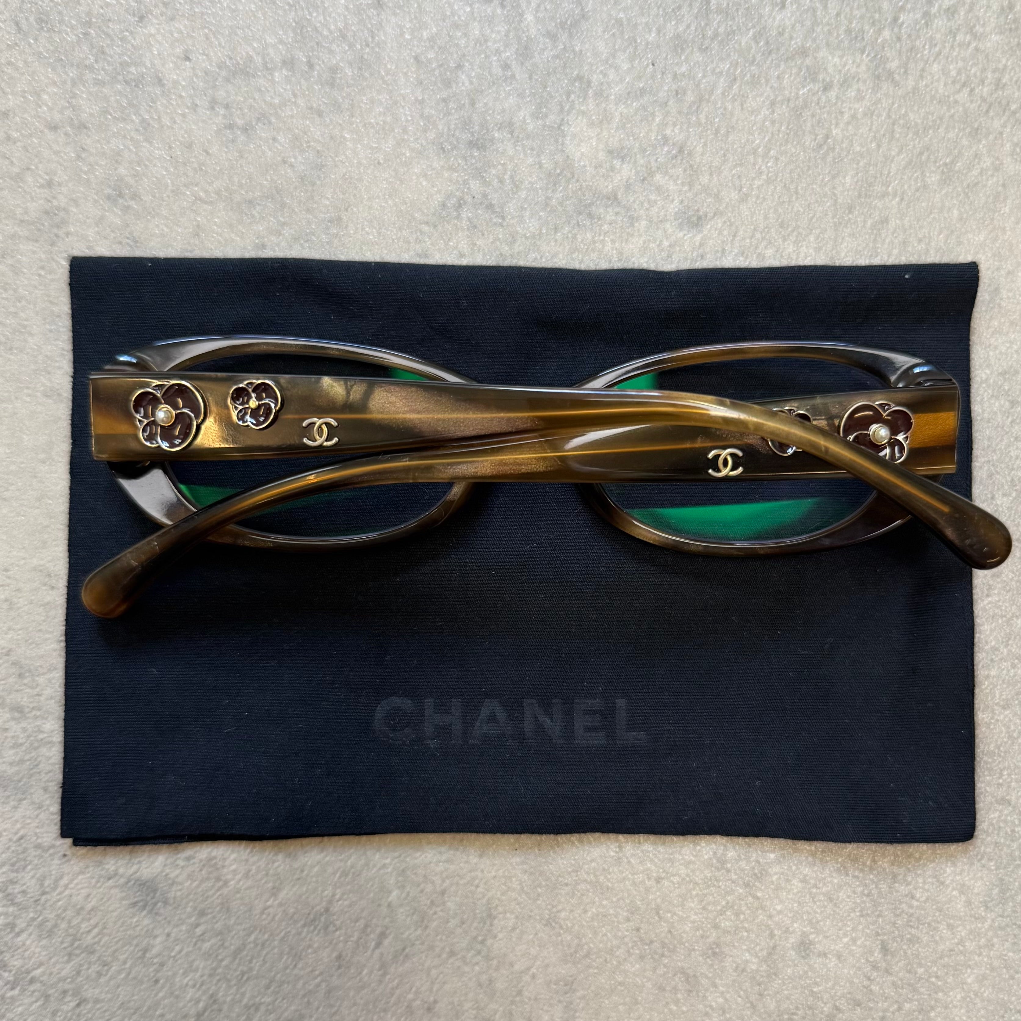 Chanel briller