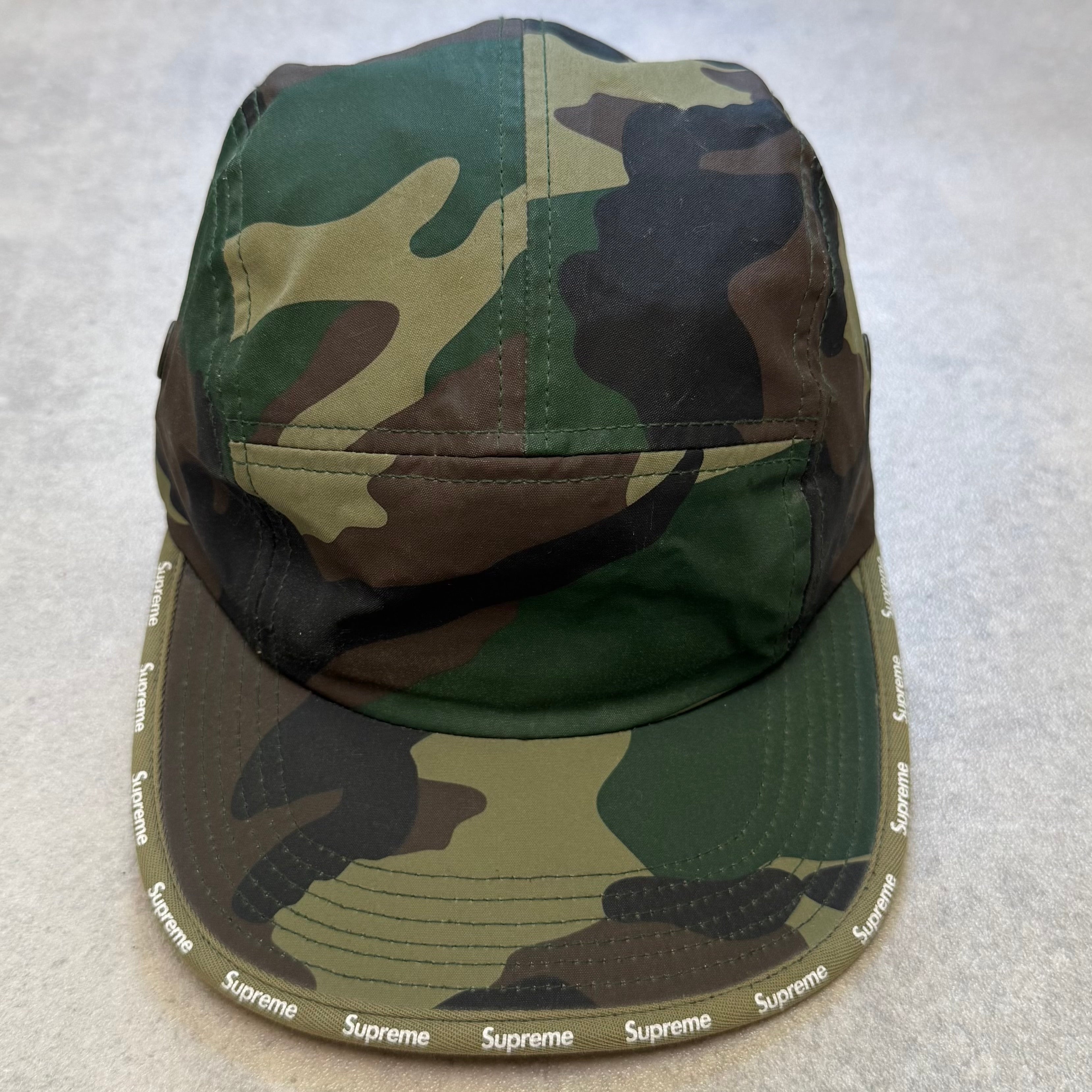 Supreme kasket