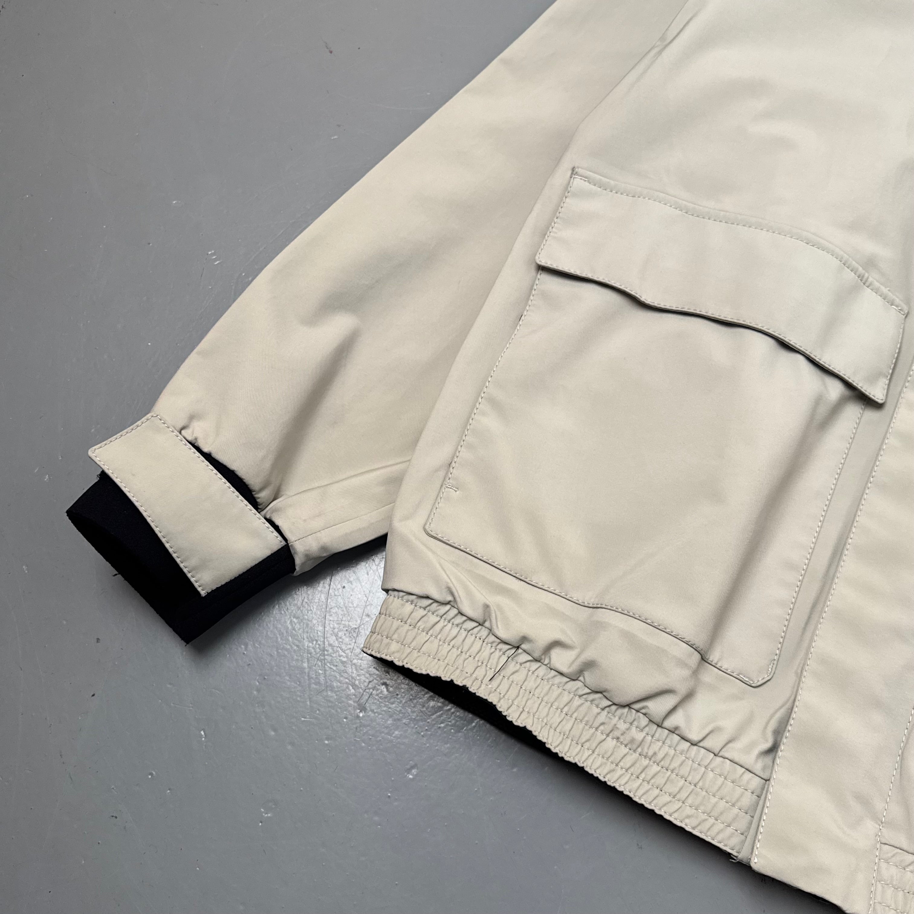 Prada jakke (Str. M)