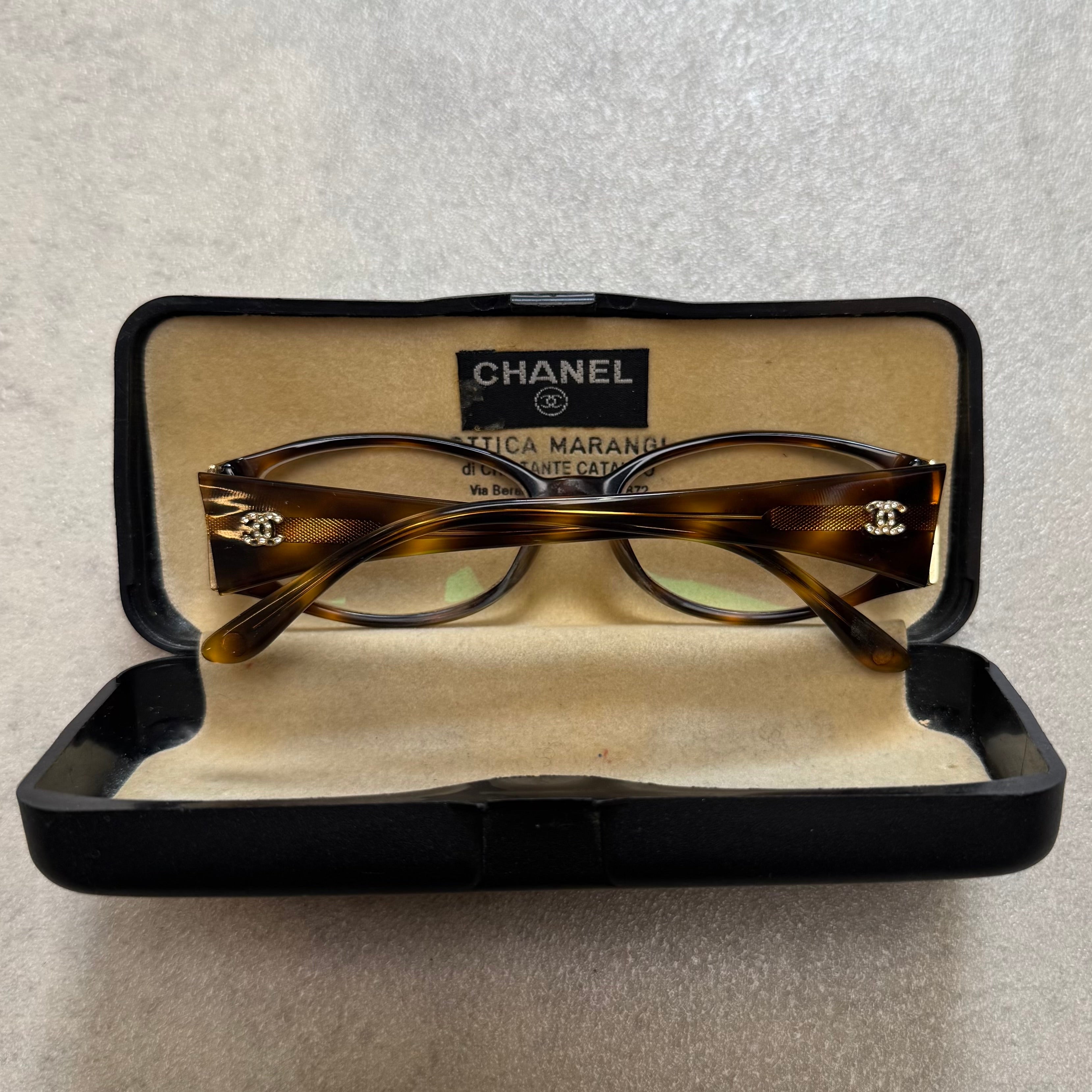 Chanel briller