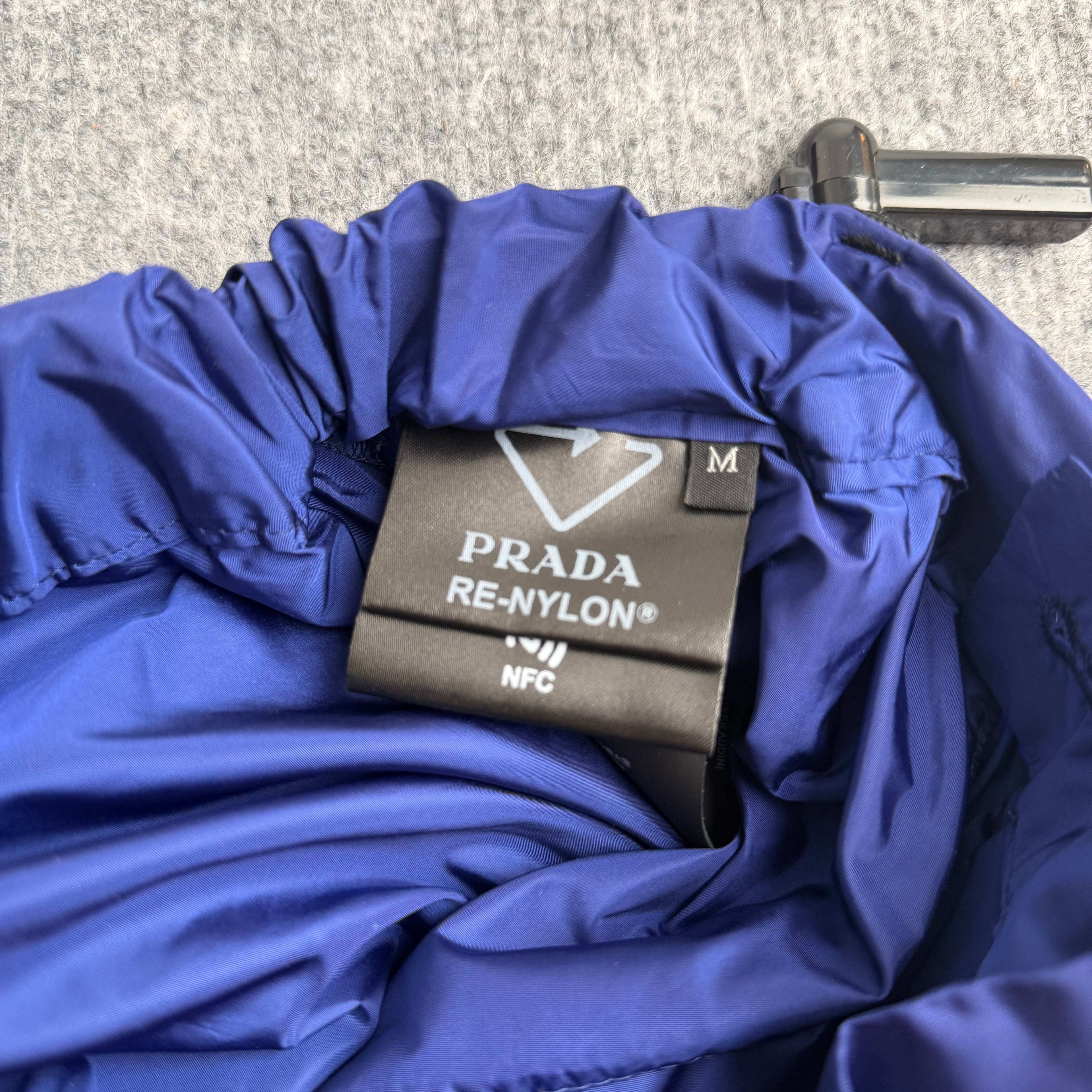 Prada bukser (Str. M)
