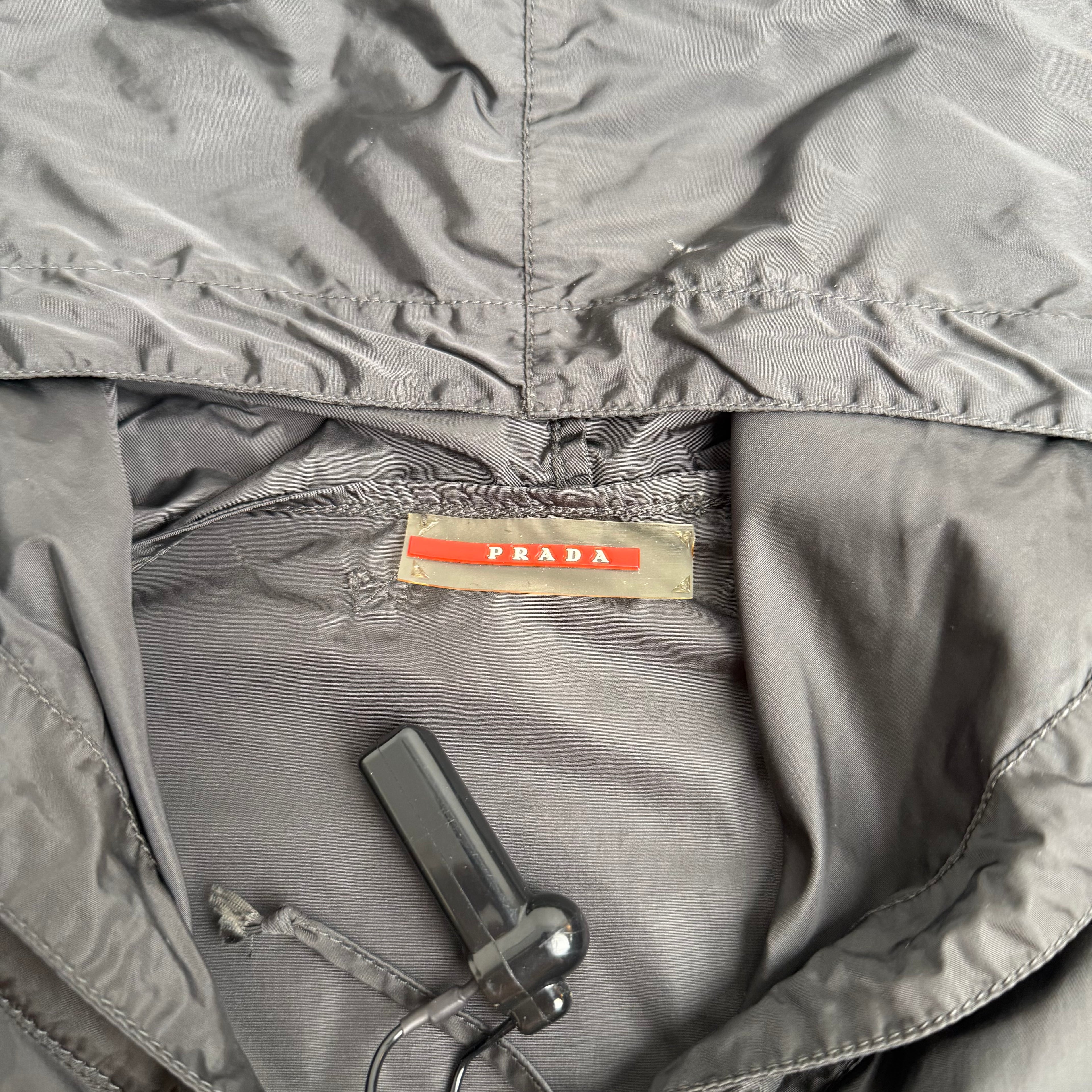 Prada jakke (Str. Xl)