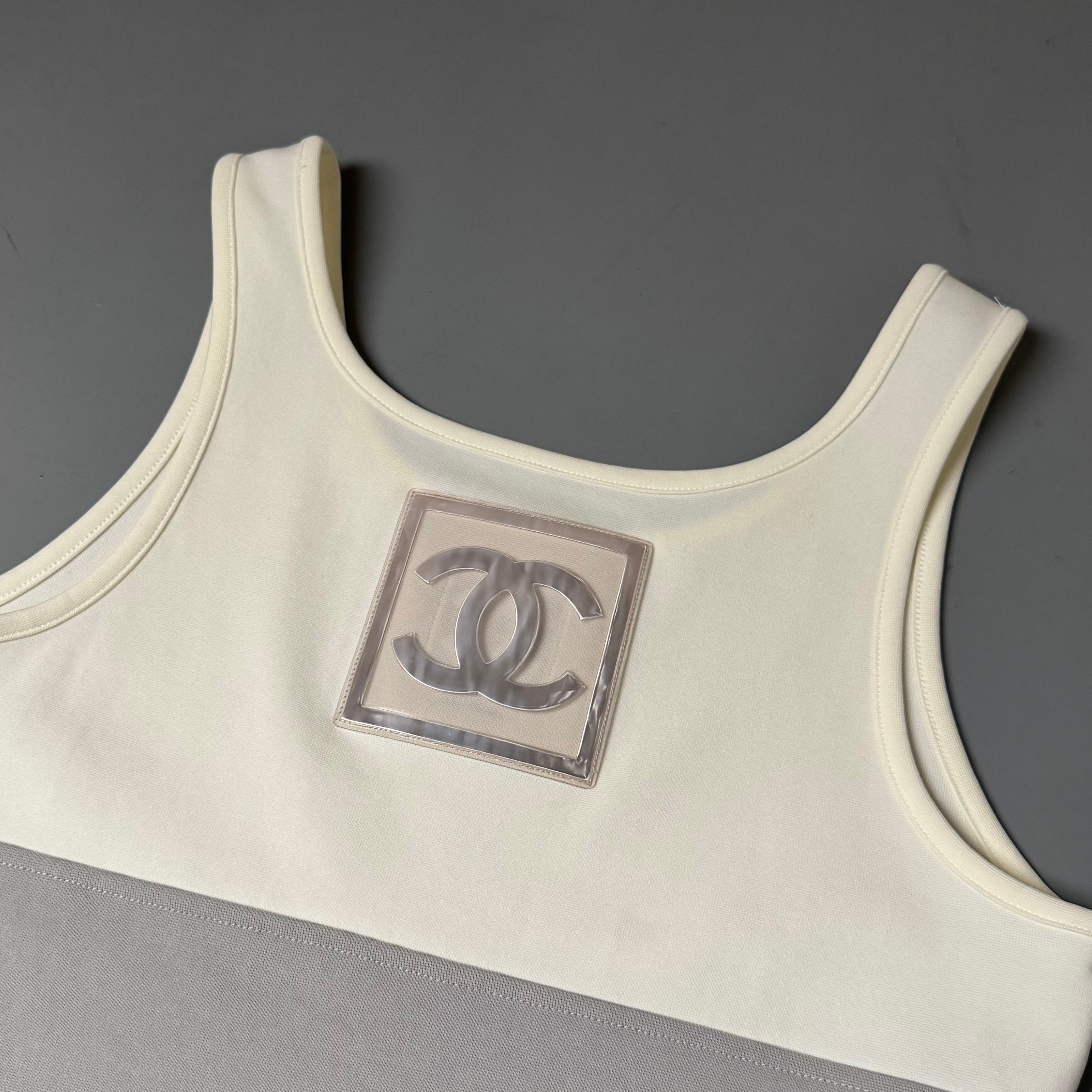 Chanel top (Str. 44)