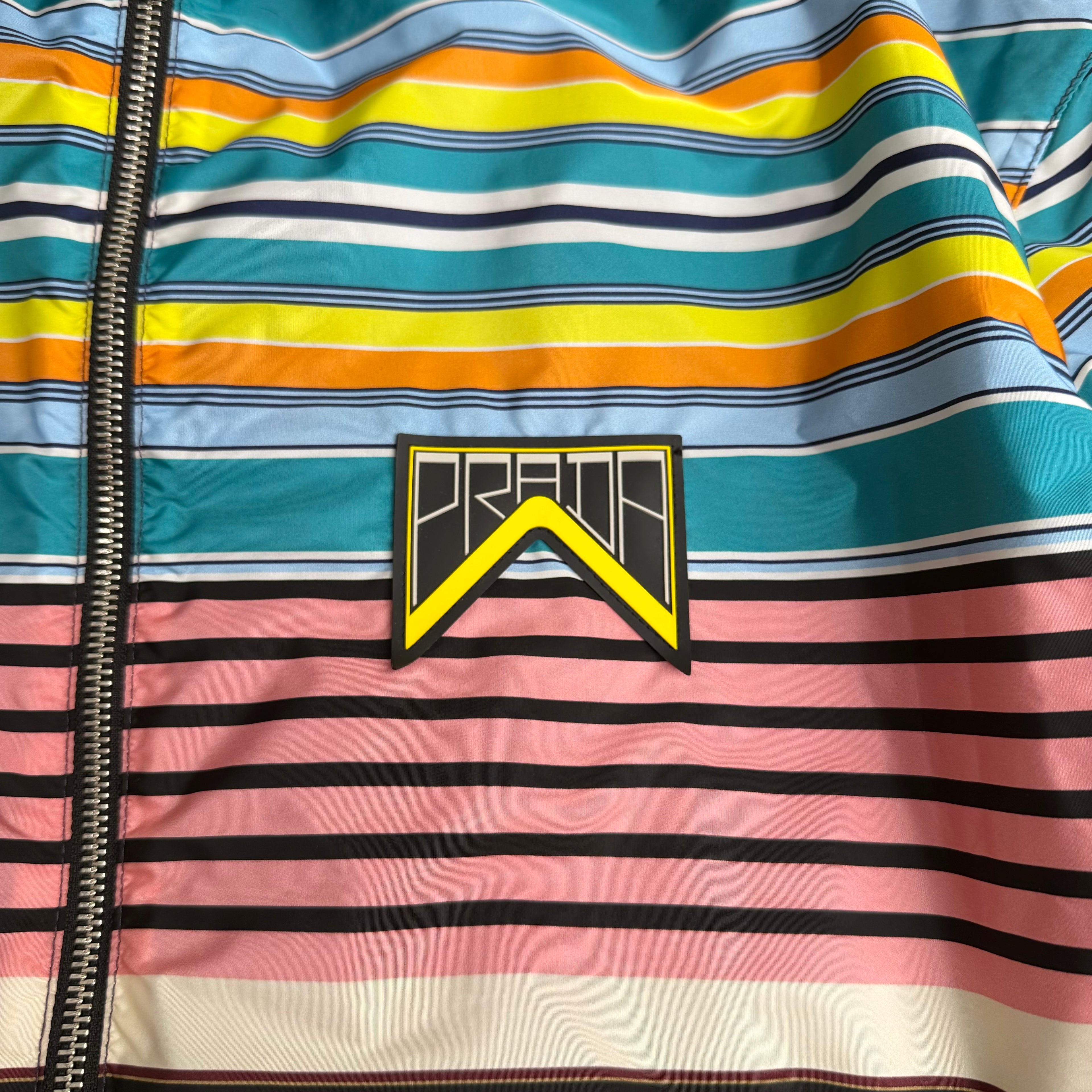 Prada jakke (Str. Xl)