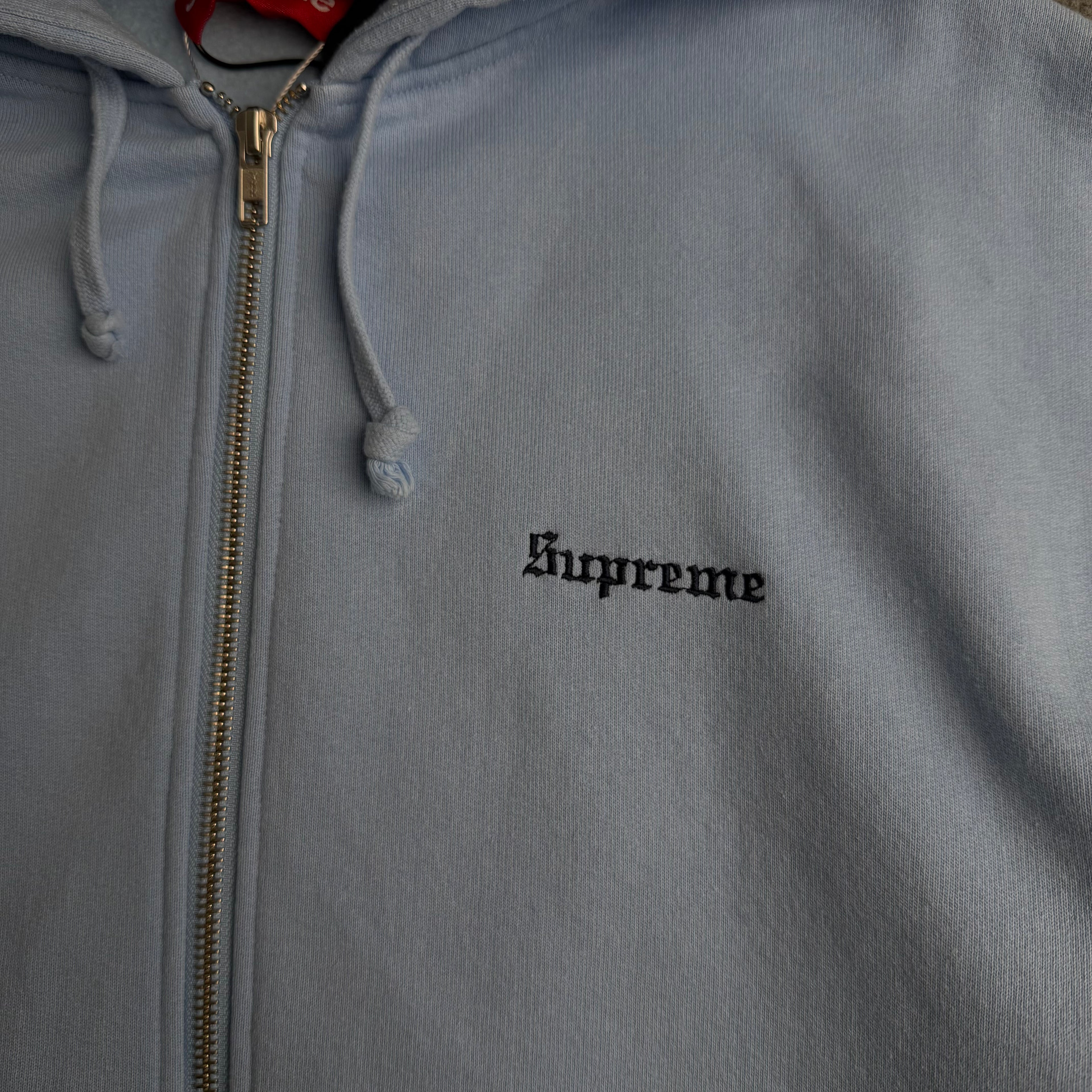 Supreme hættetrøje (Str. M)