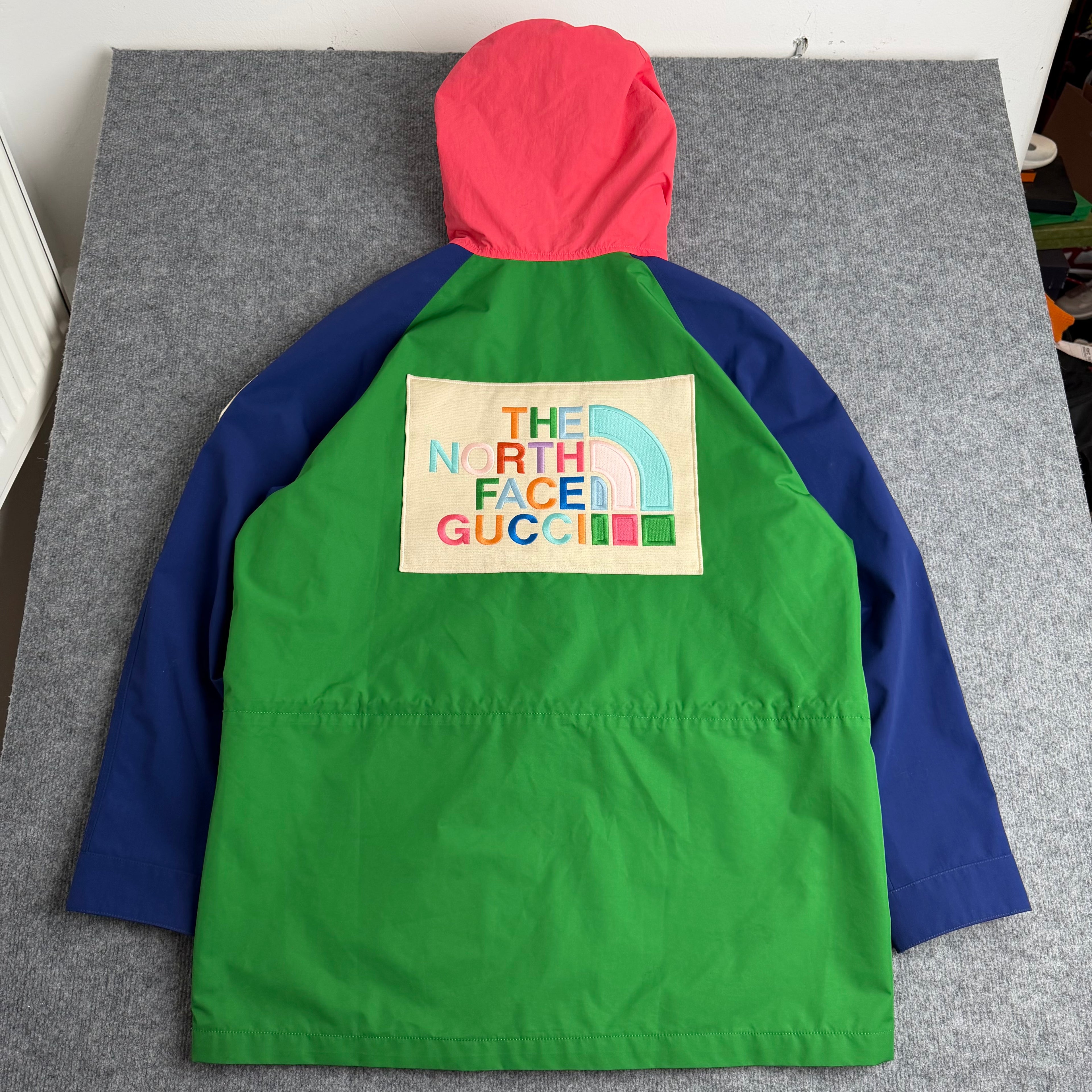 Gucci x The North Face jakke (Str. XL)