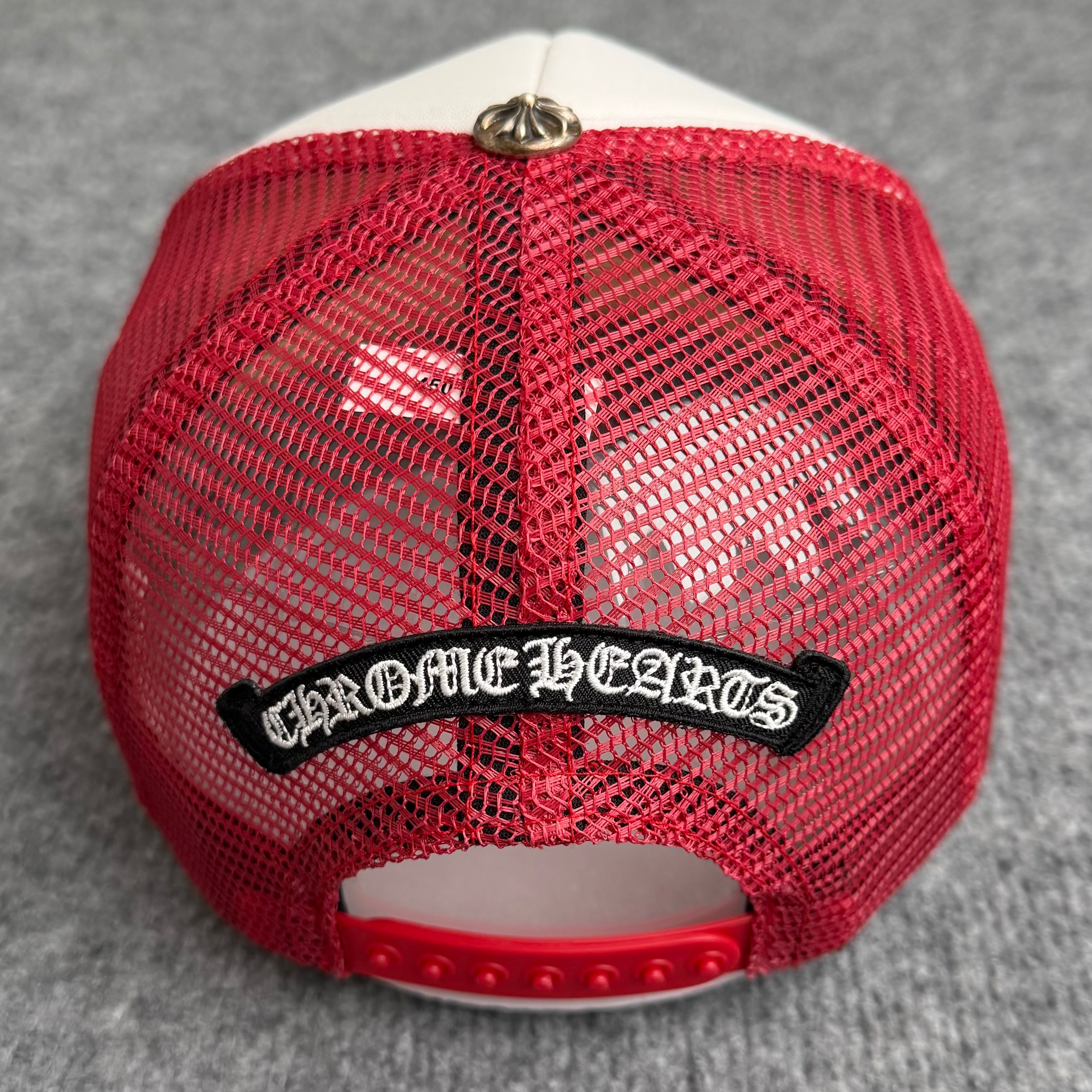 Chrome Hearts kasket