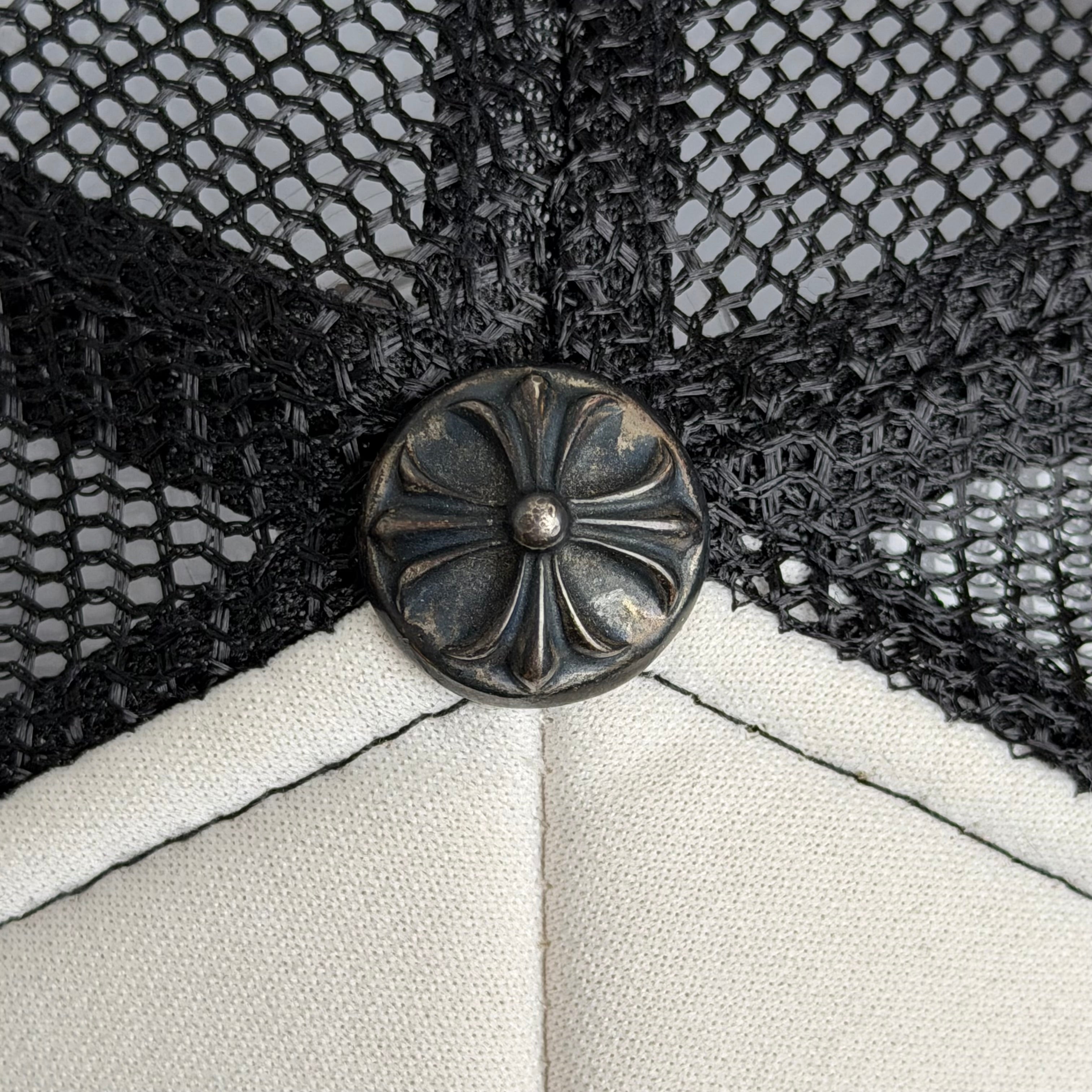 Chrome Hearts kasket