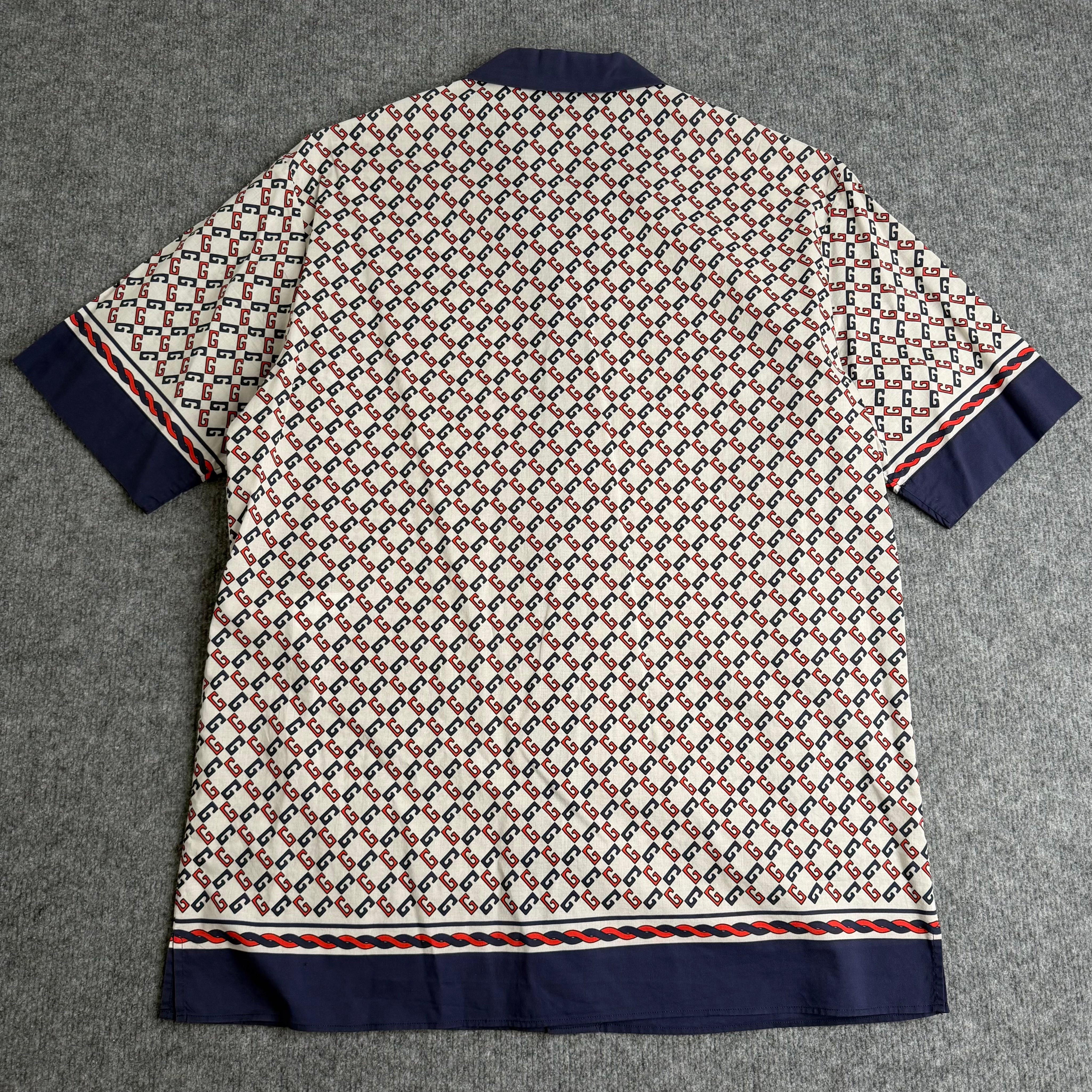 Gucci skjorte (Str. L)