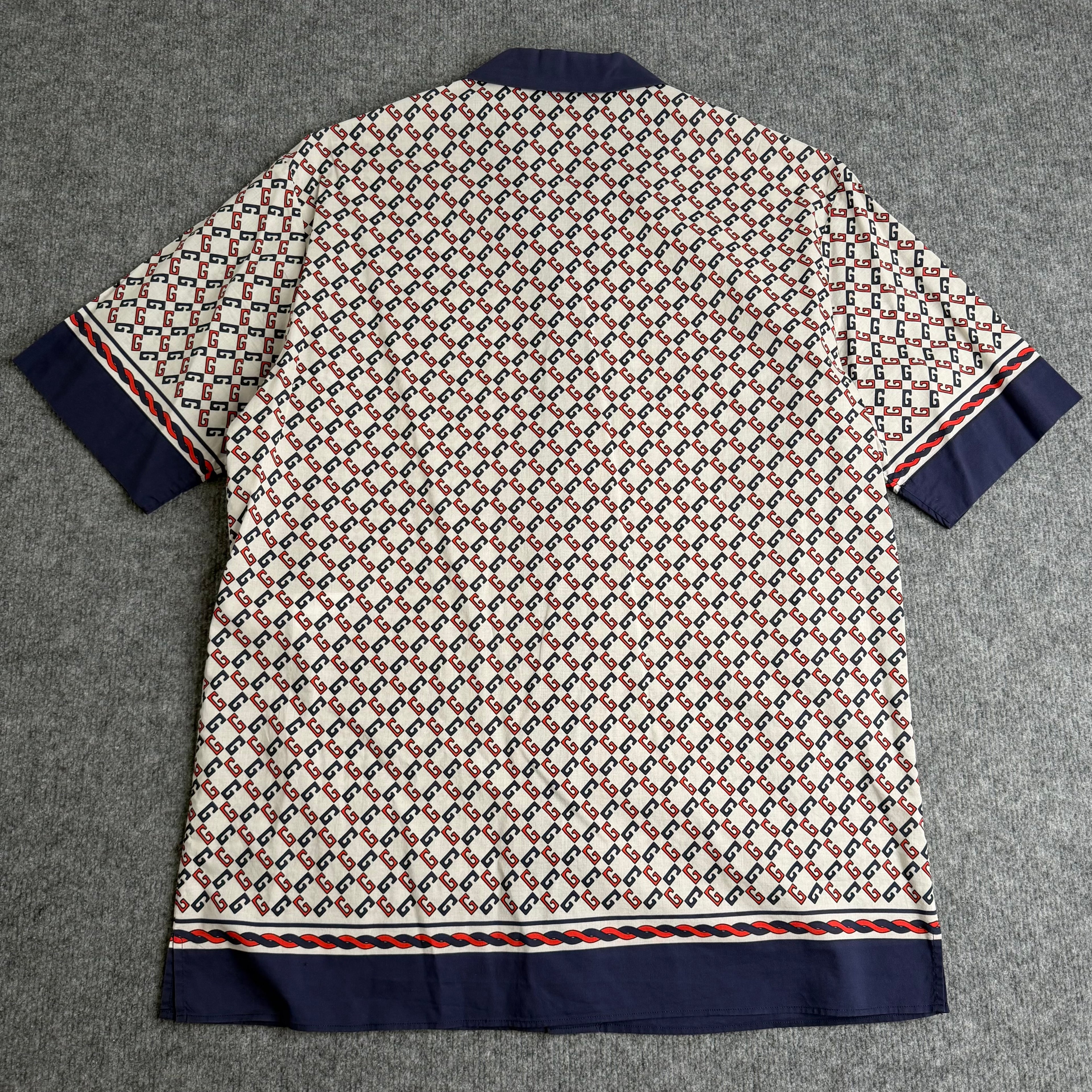 Gucci skjorte (Str. L)