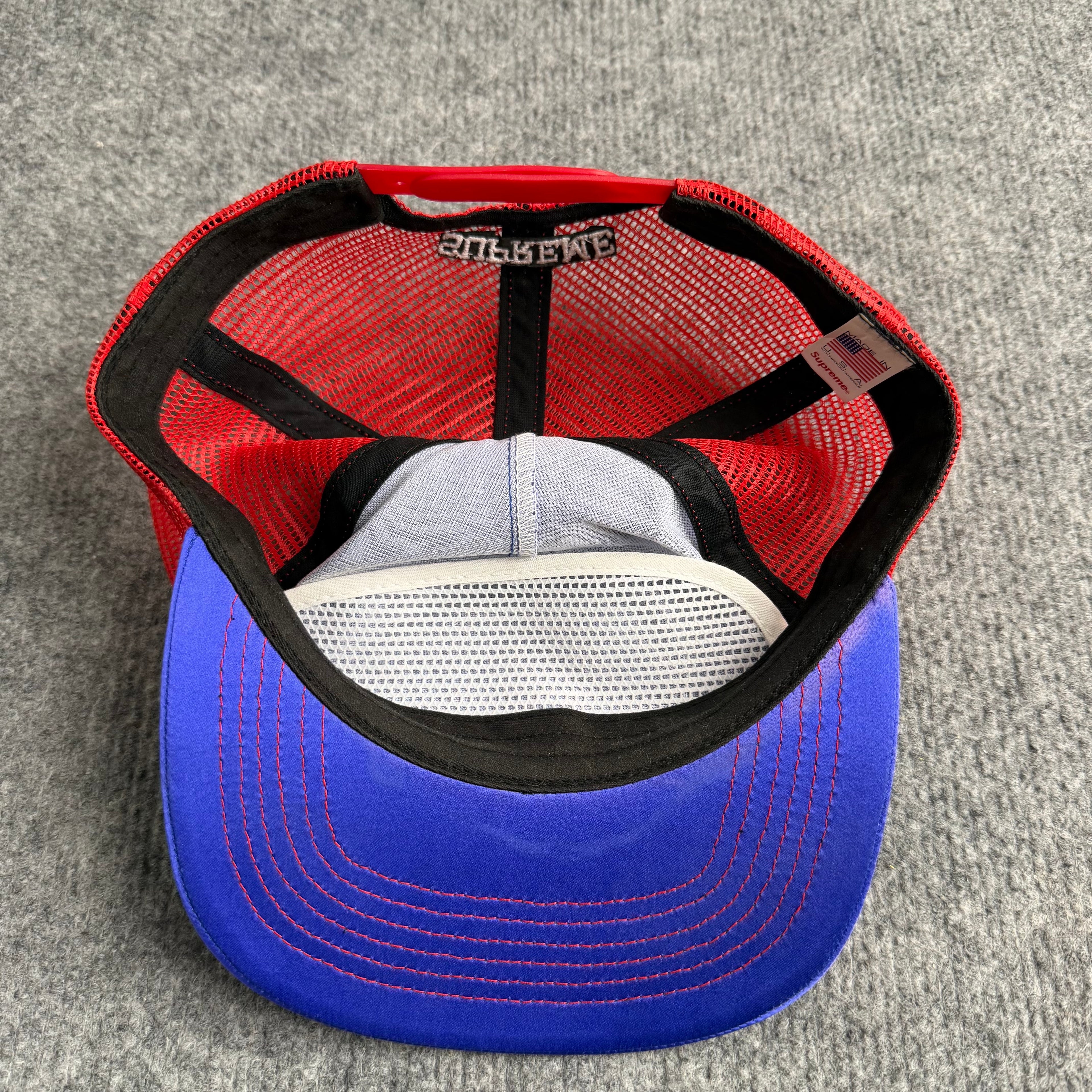 Supreme kasket