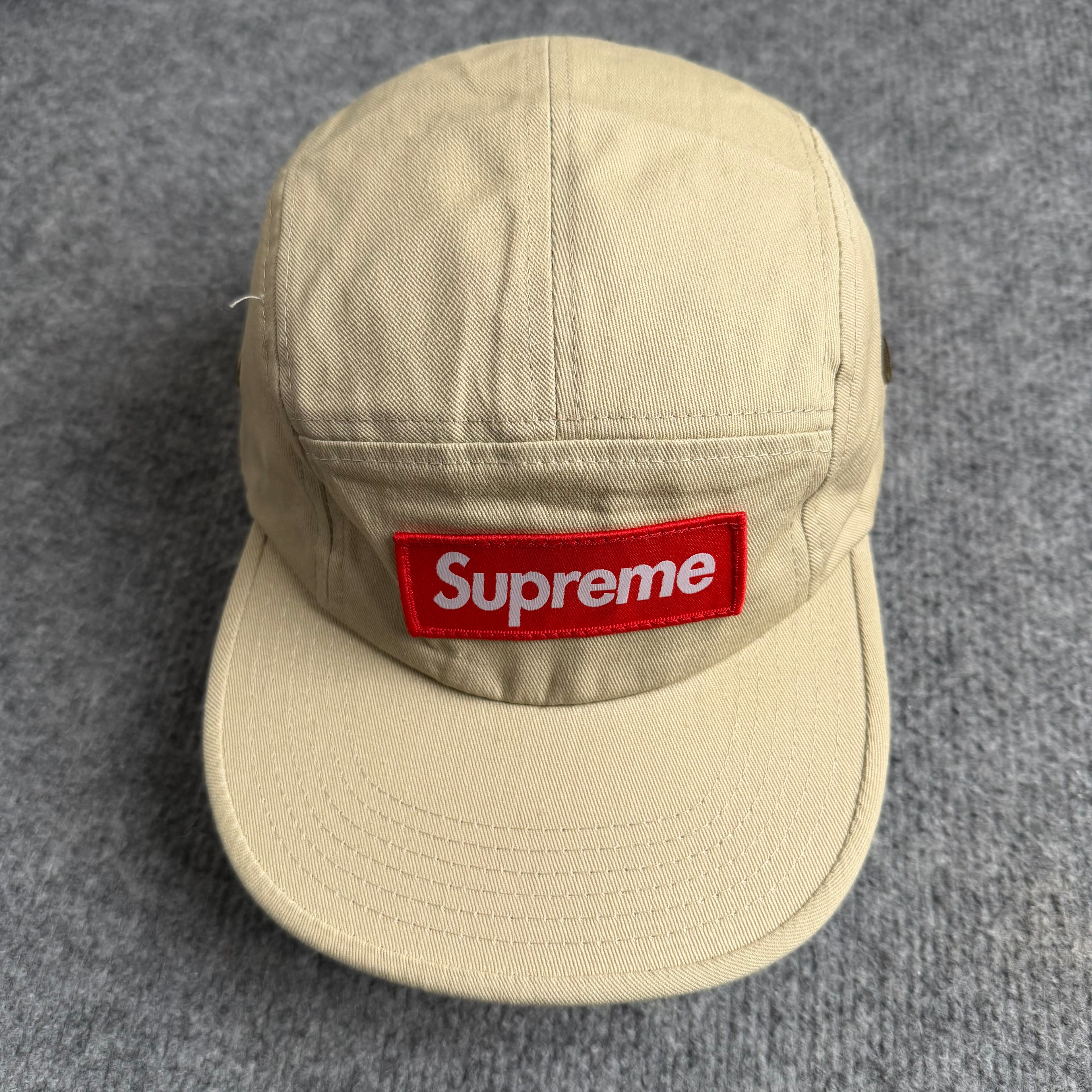 Supreme kasket