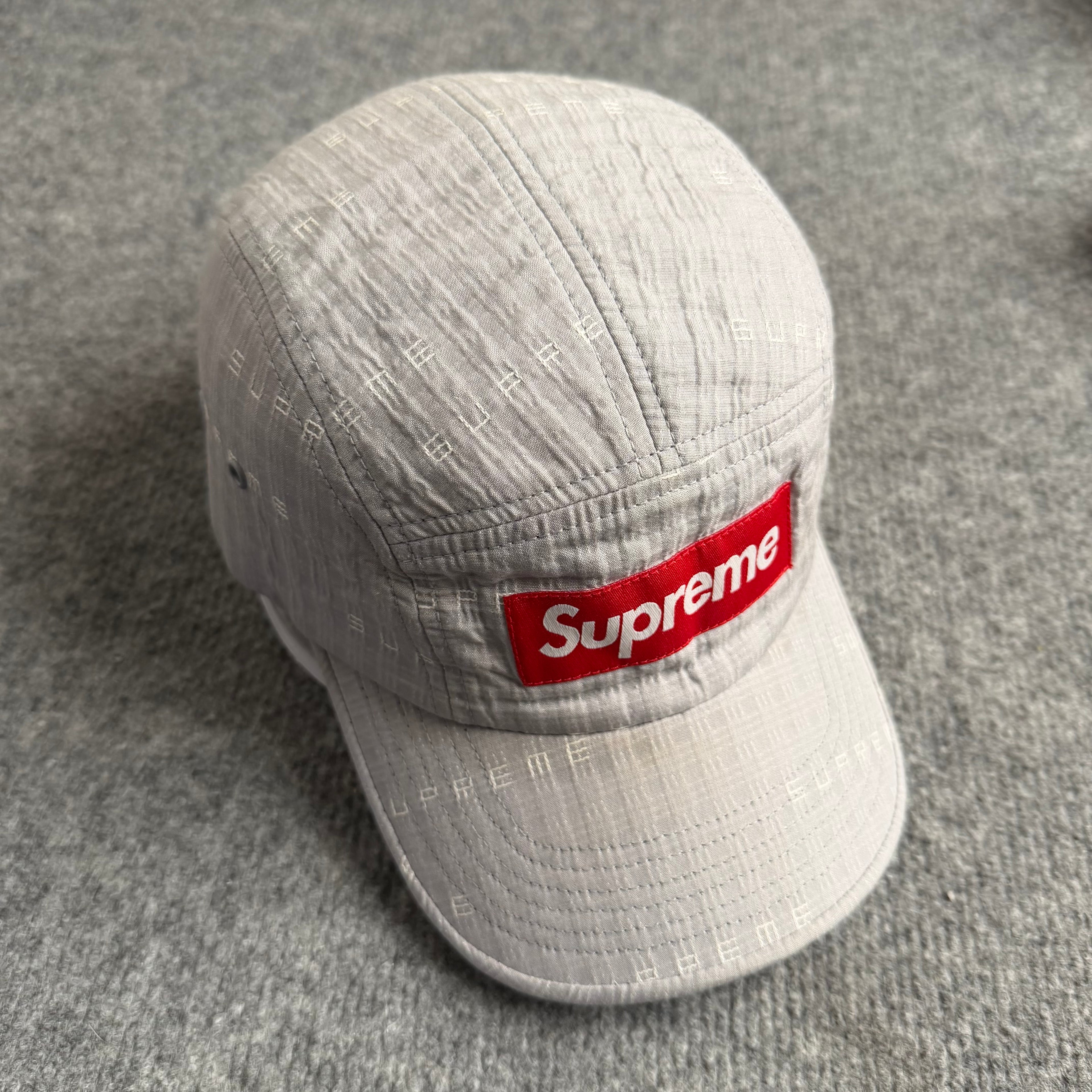 Supreme kasket