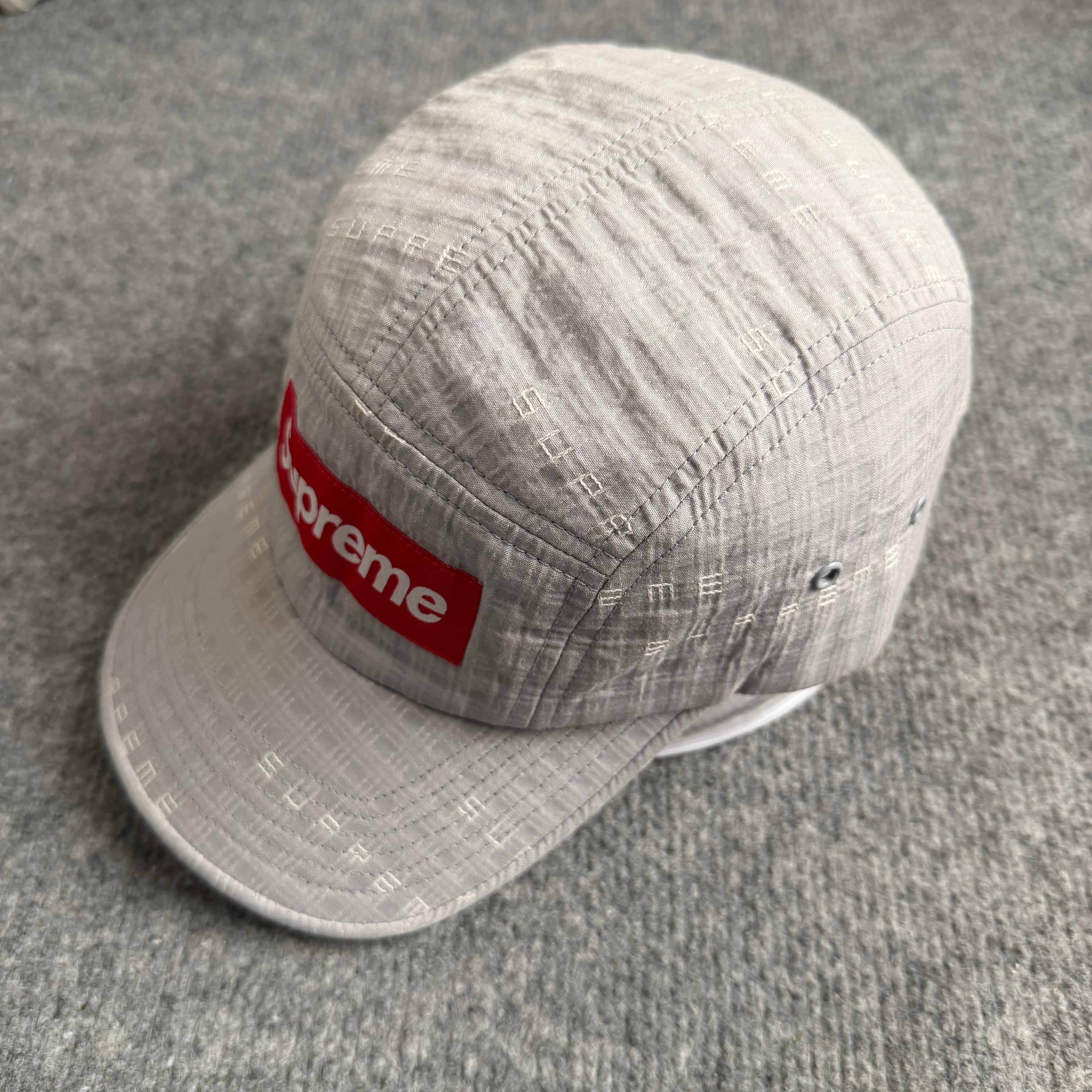 Supreme kasket