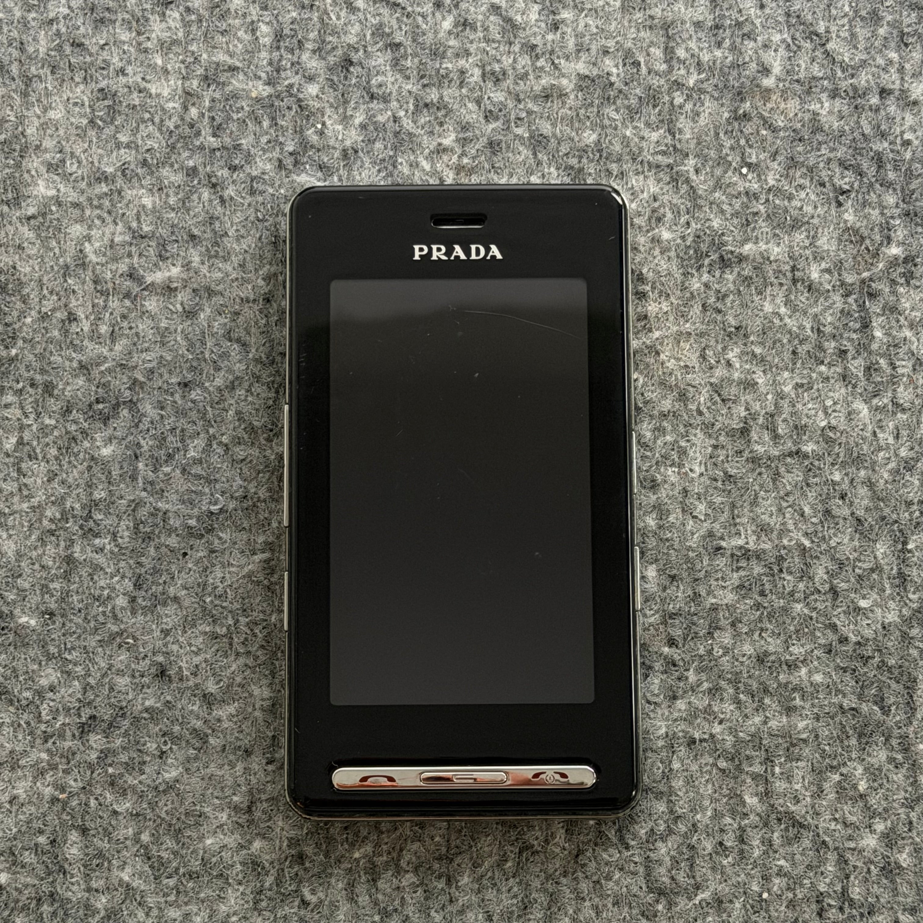 Prada telefon