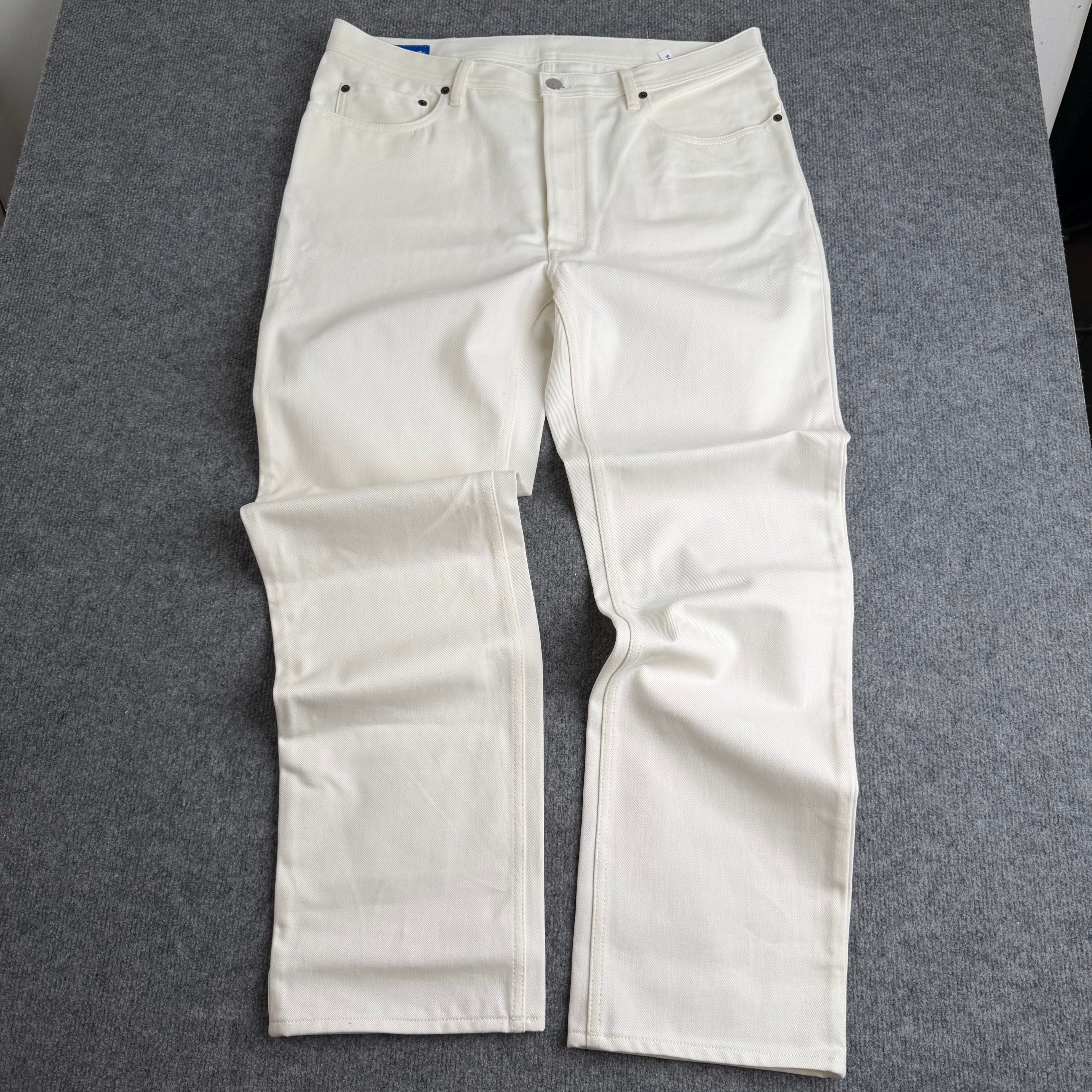 Acne Studios bukser (Str. 33)