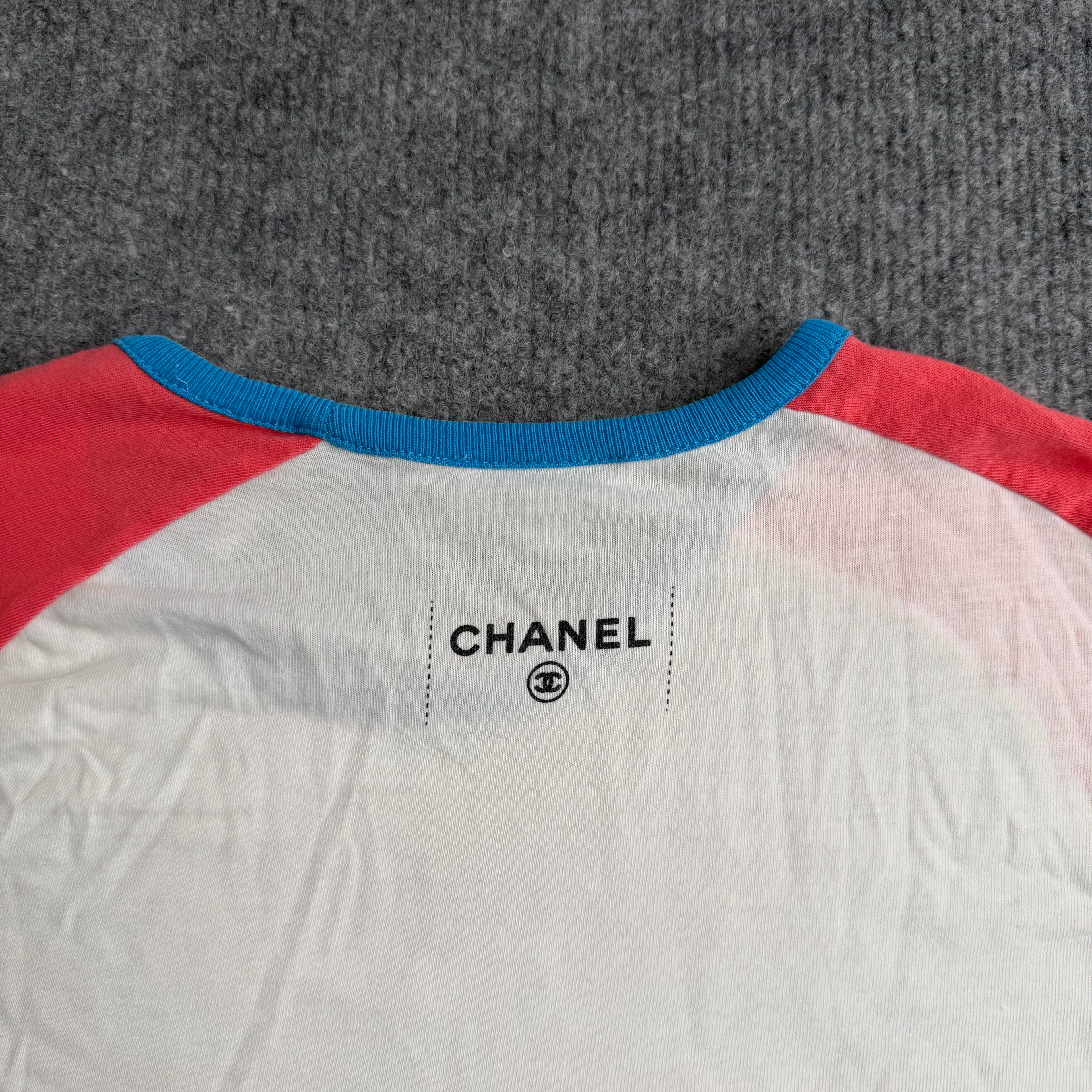 Chanel t-shirt (Str. XS)