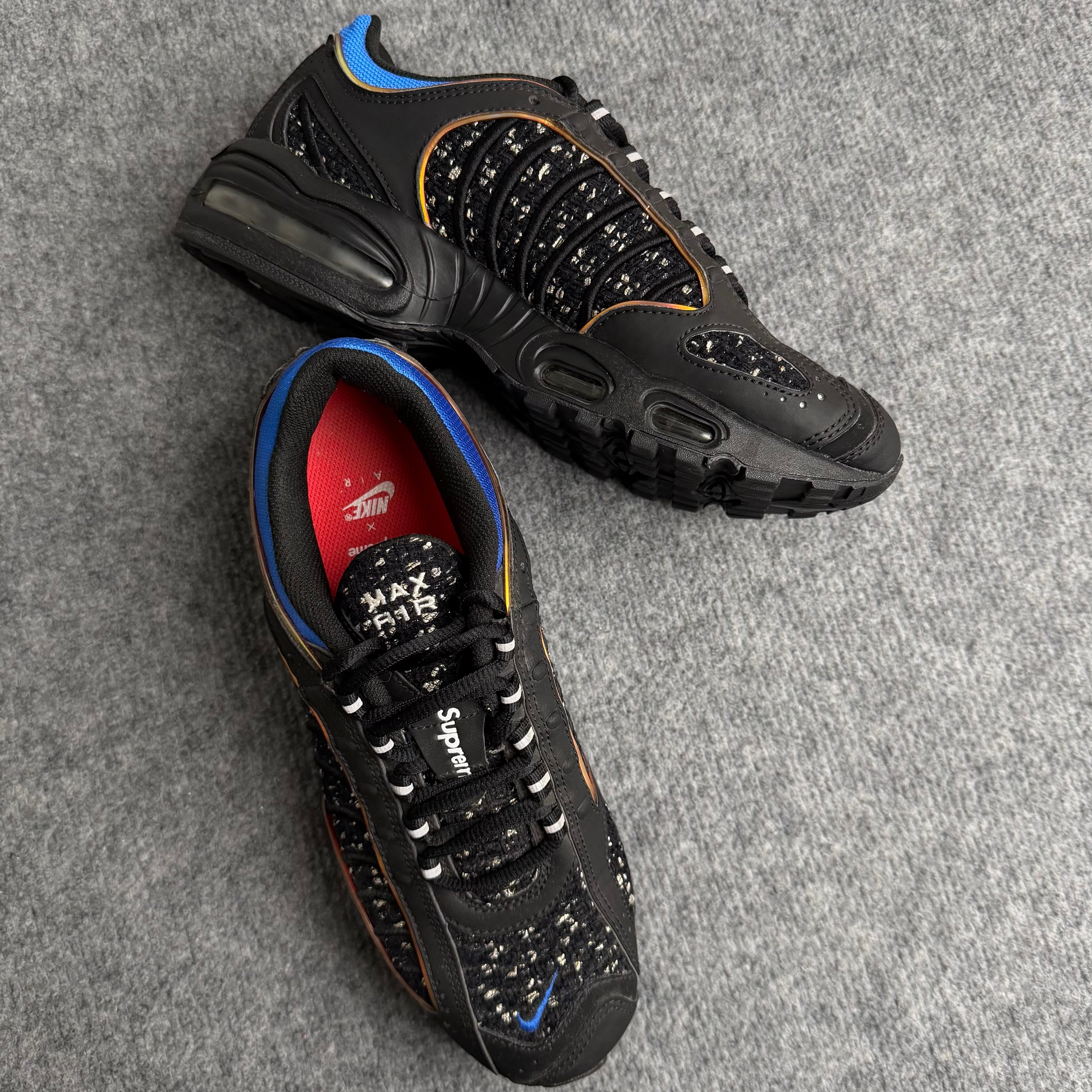 Supreme x Nike sko (Str. 41)