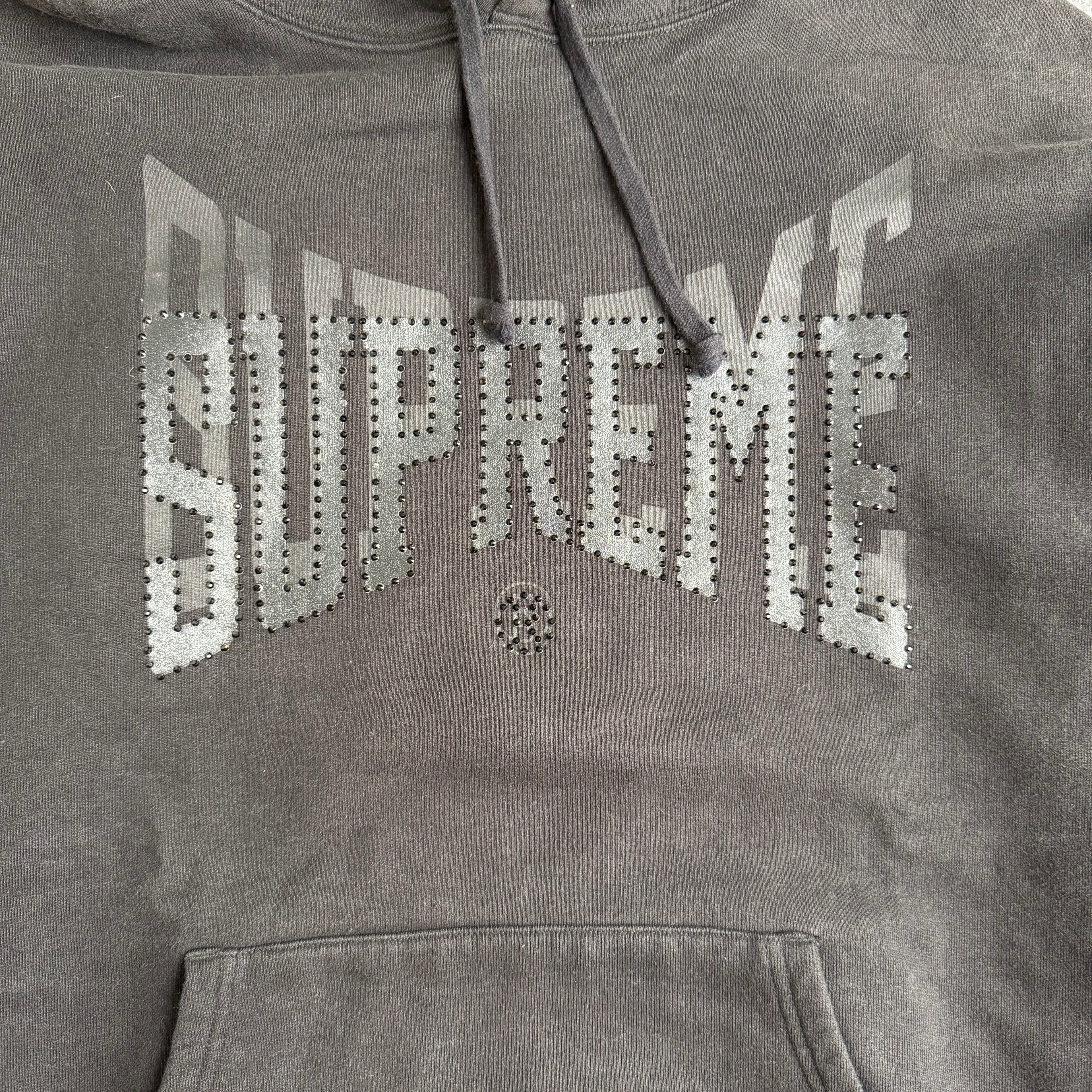 Supreme hættetrøje (Str. L)
