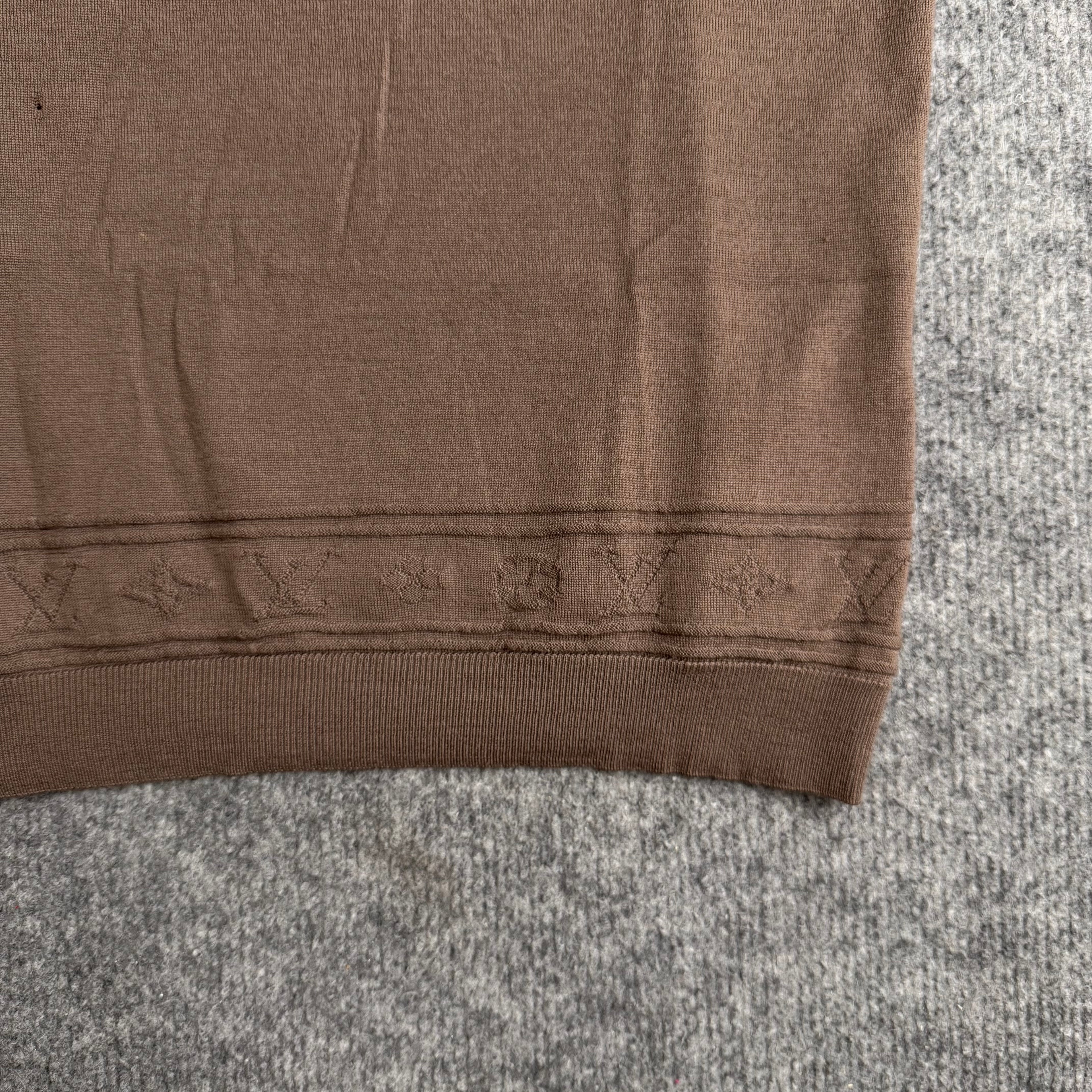 Louis Vuitton top (Str. M)