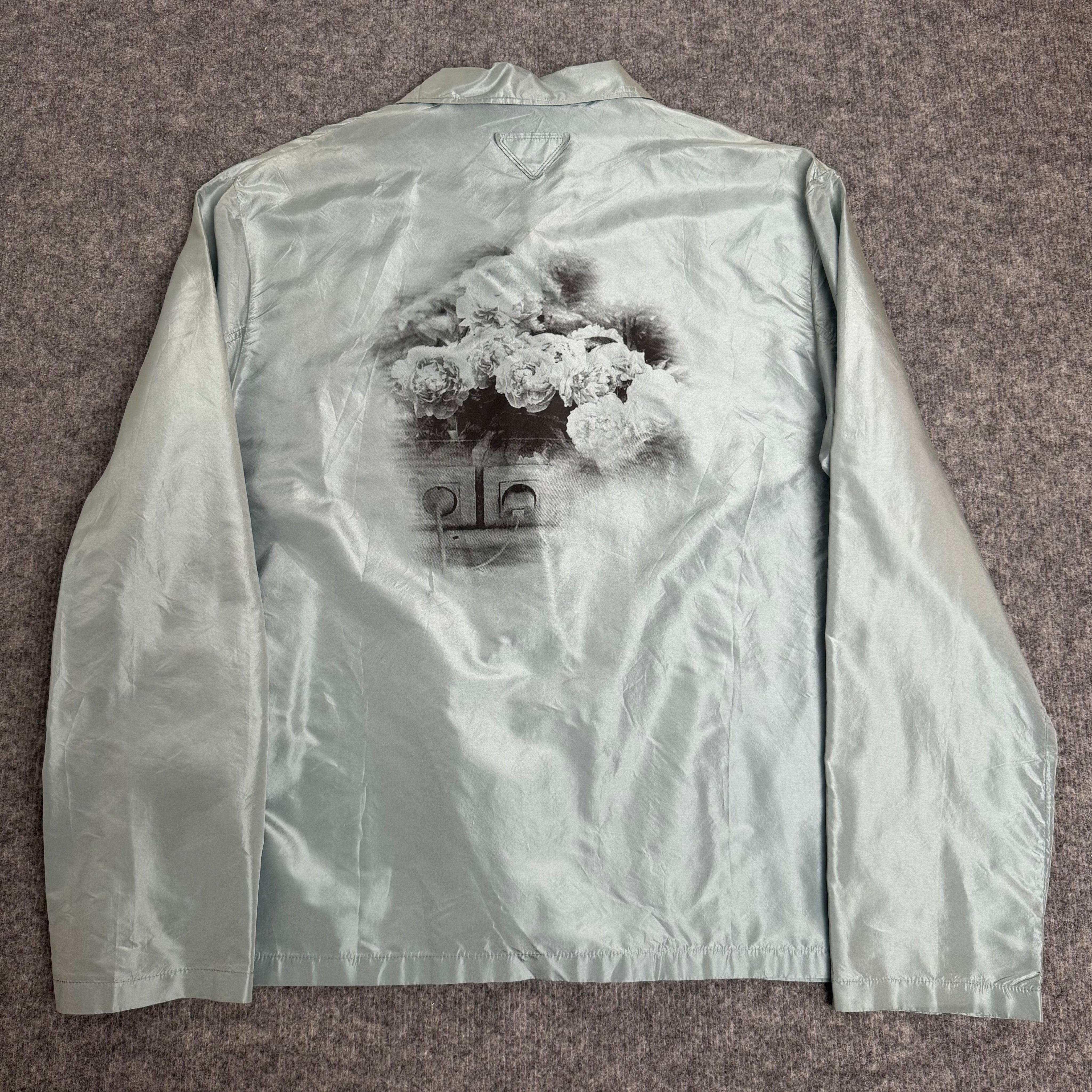 Prada skjorte (Str. M)