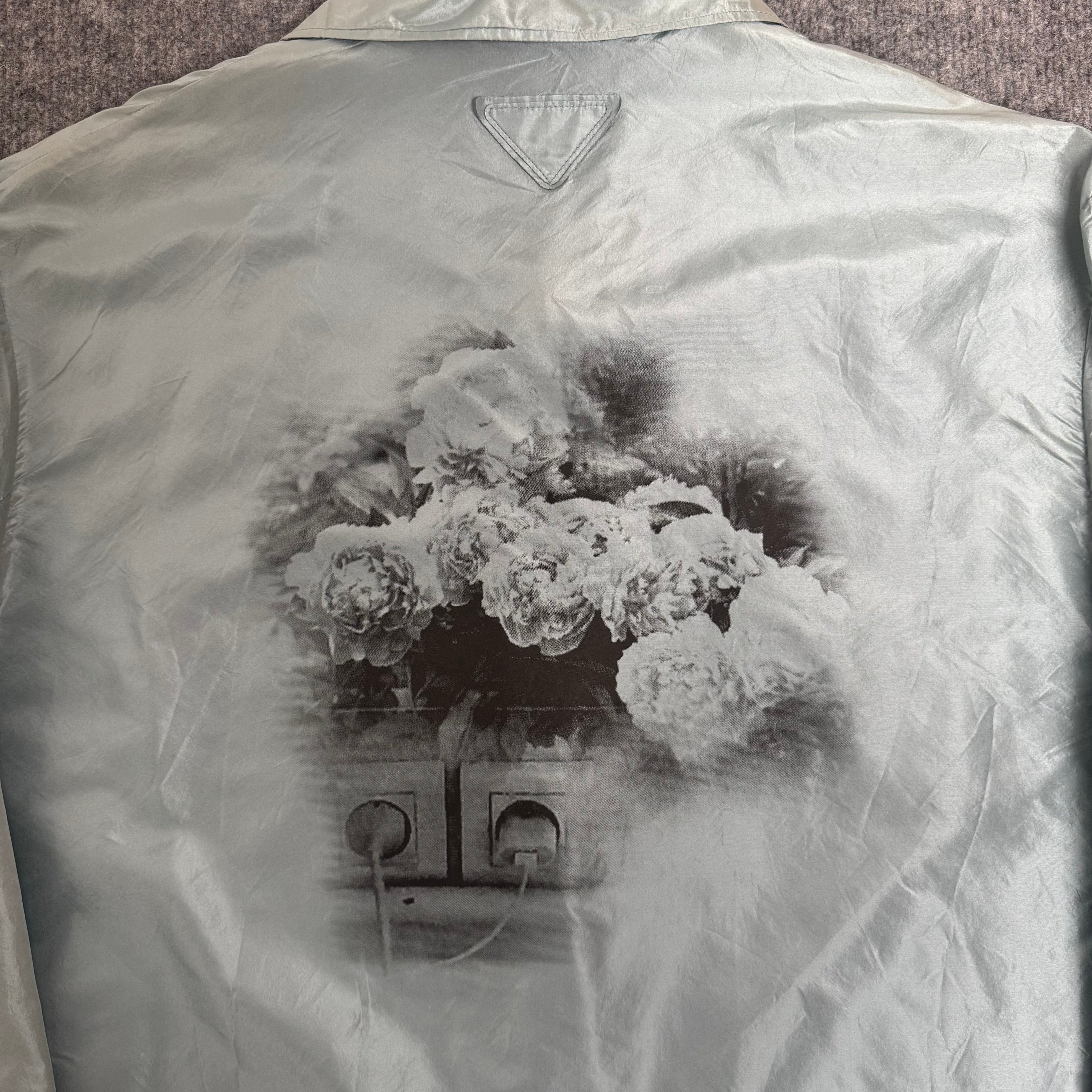 Prada skjorte (Str. M)