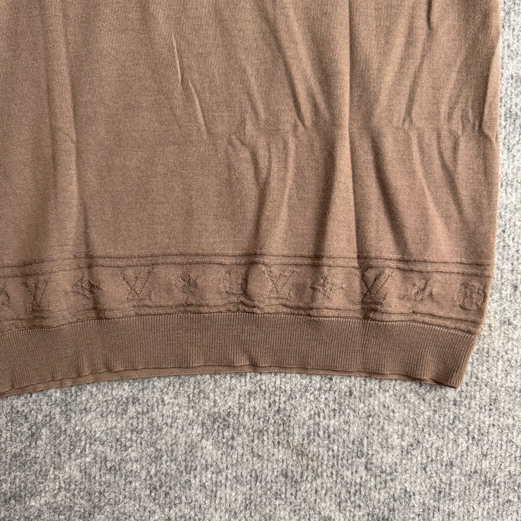 Louis Vuitton top (Str. M)