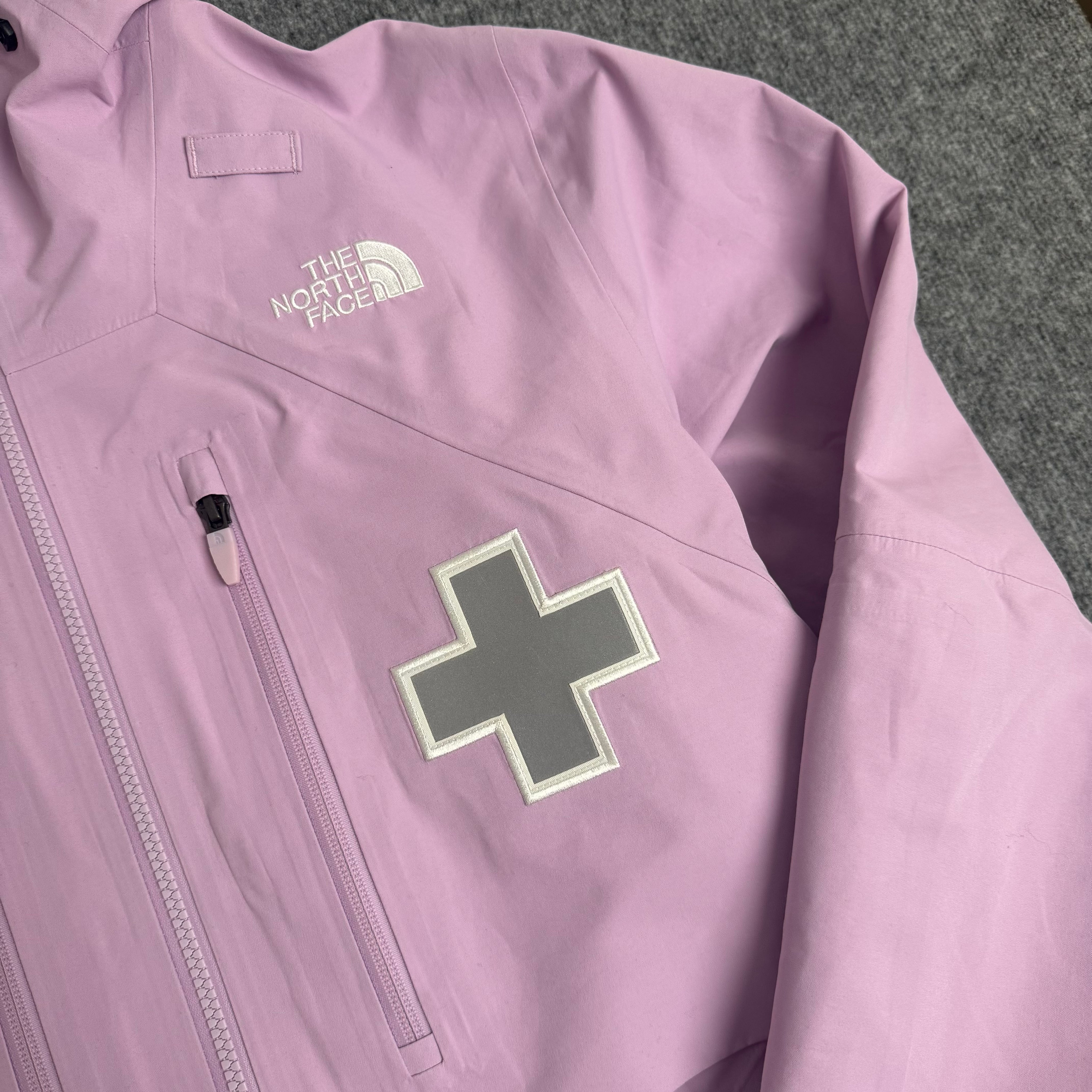 Supreme x The North Face jakke (Str. M)