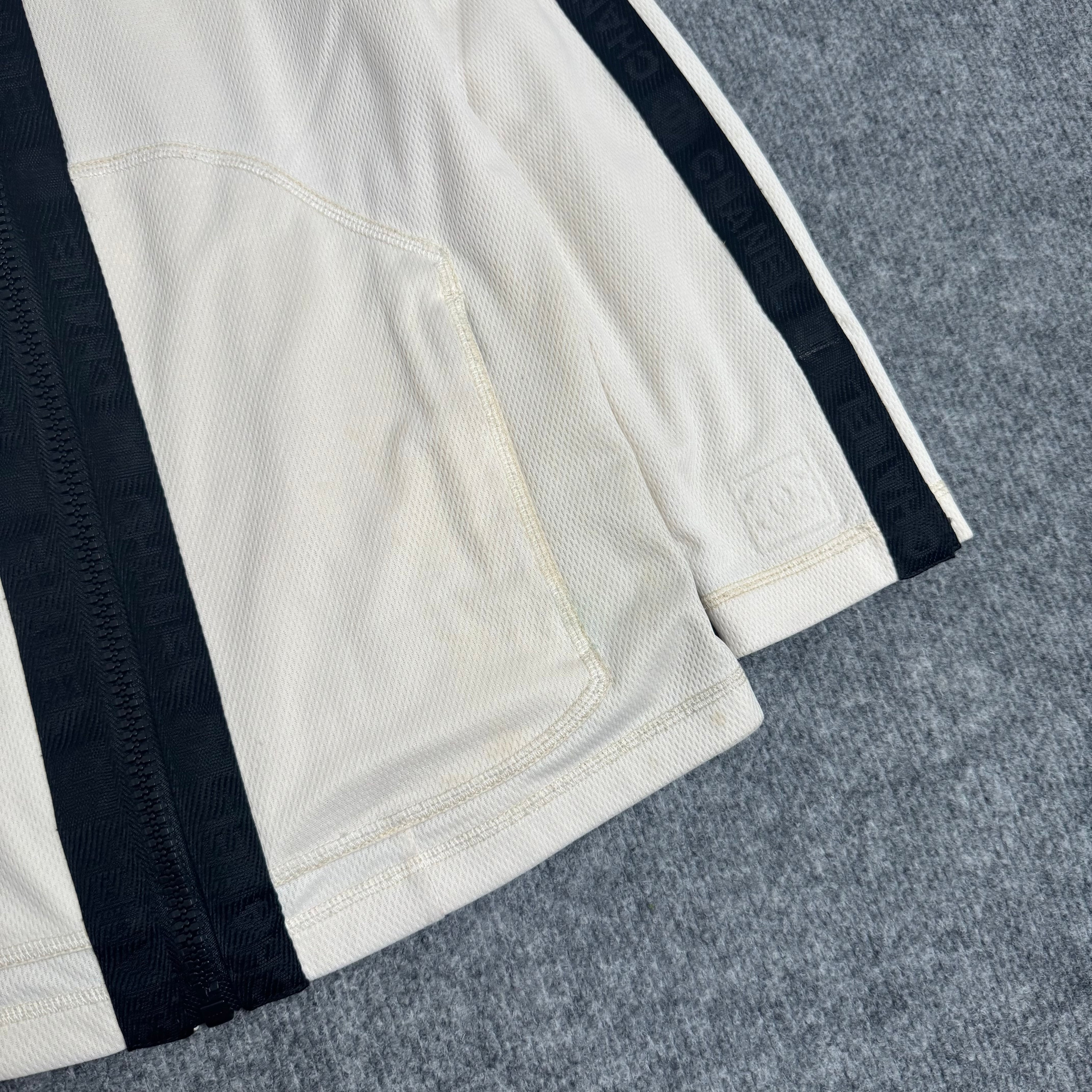 Chanel hættetrøje (Str. 36)