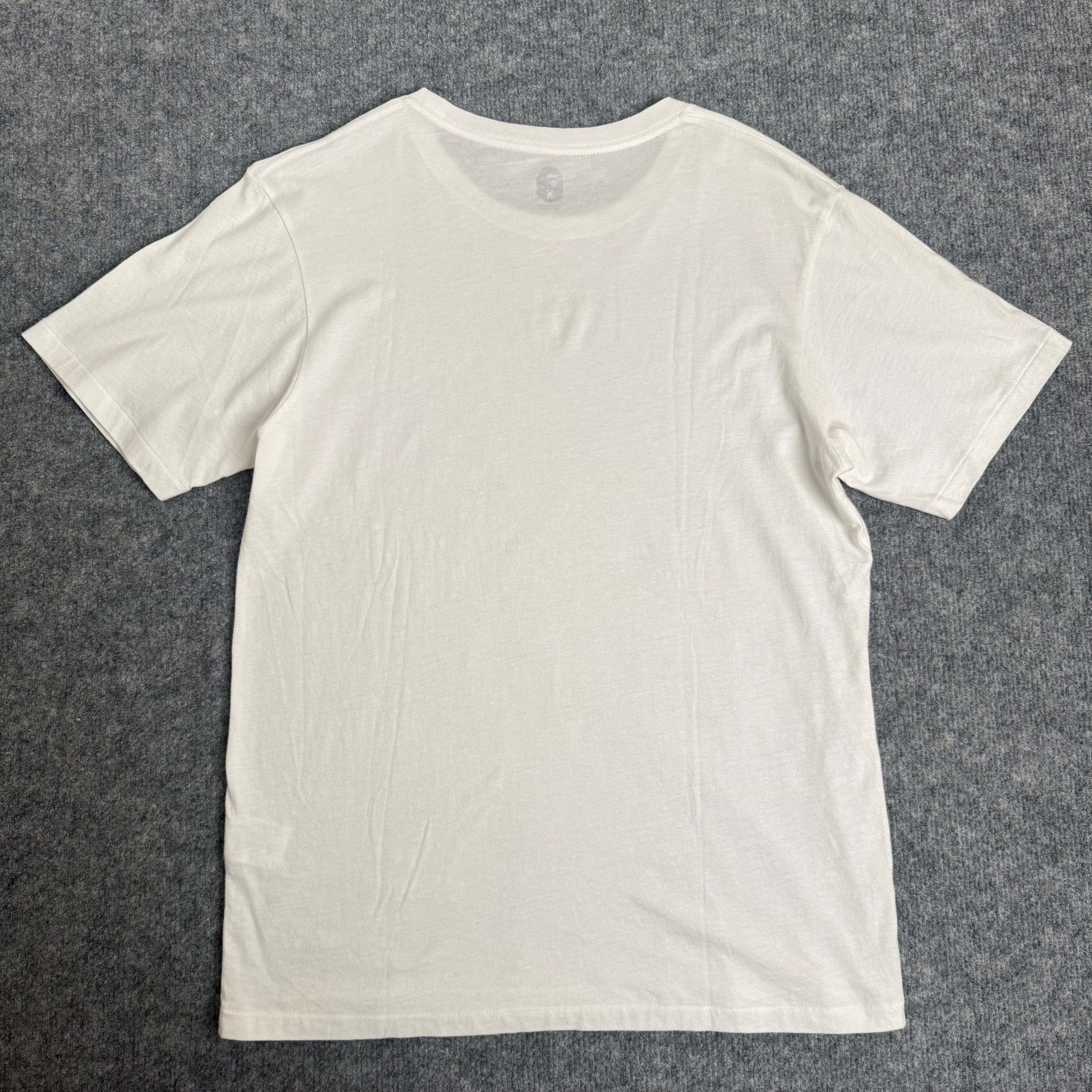 A bathing ape t-shirt (Str. M)