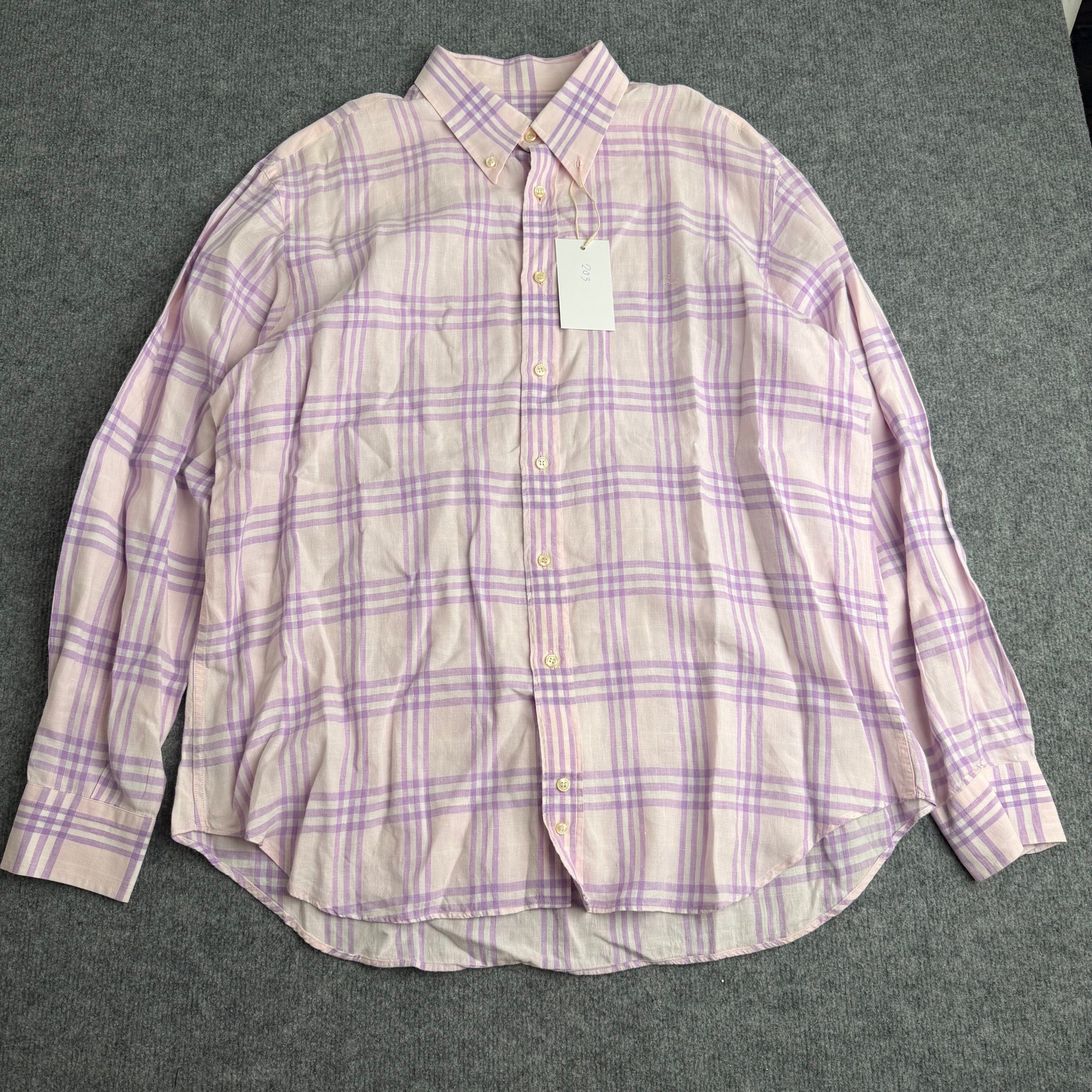 Burberry skjorte (Str. L)