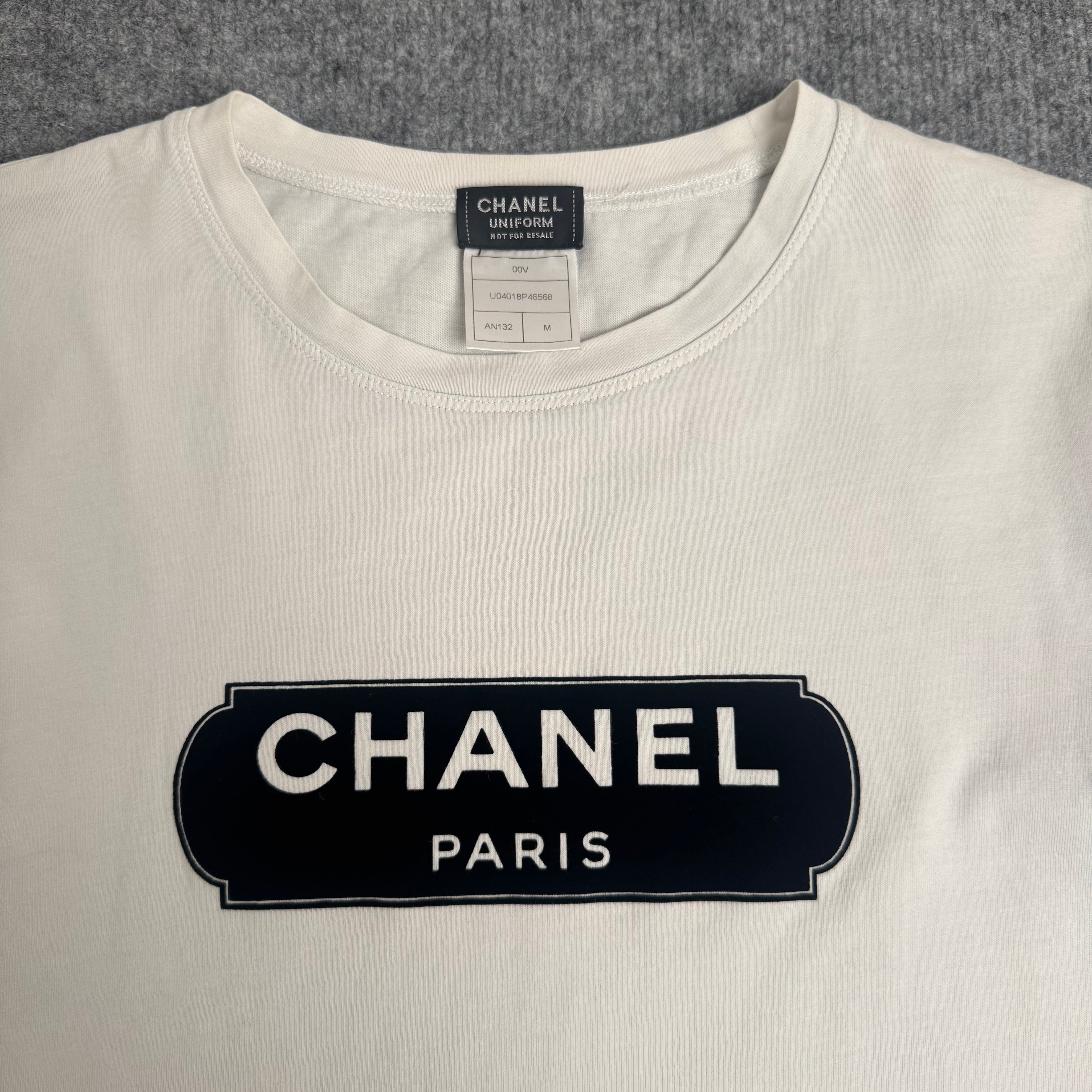 Chanel t-shirt (Str. S)