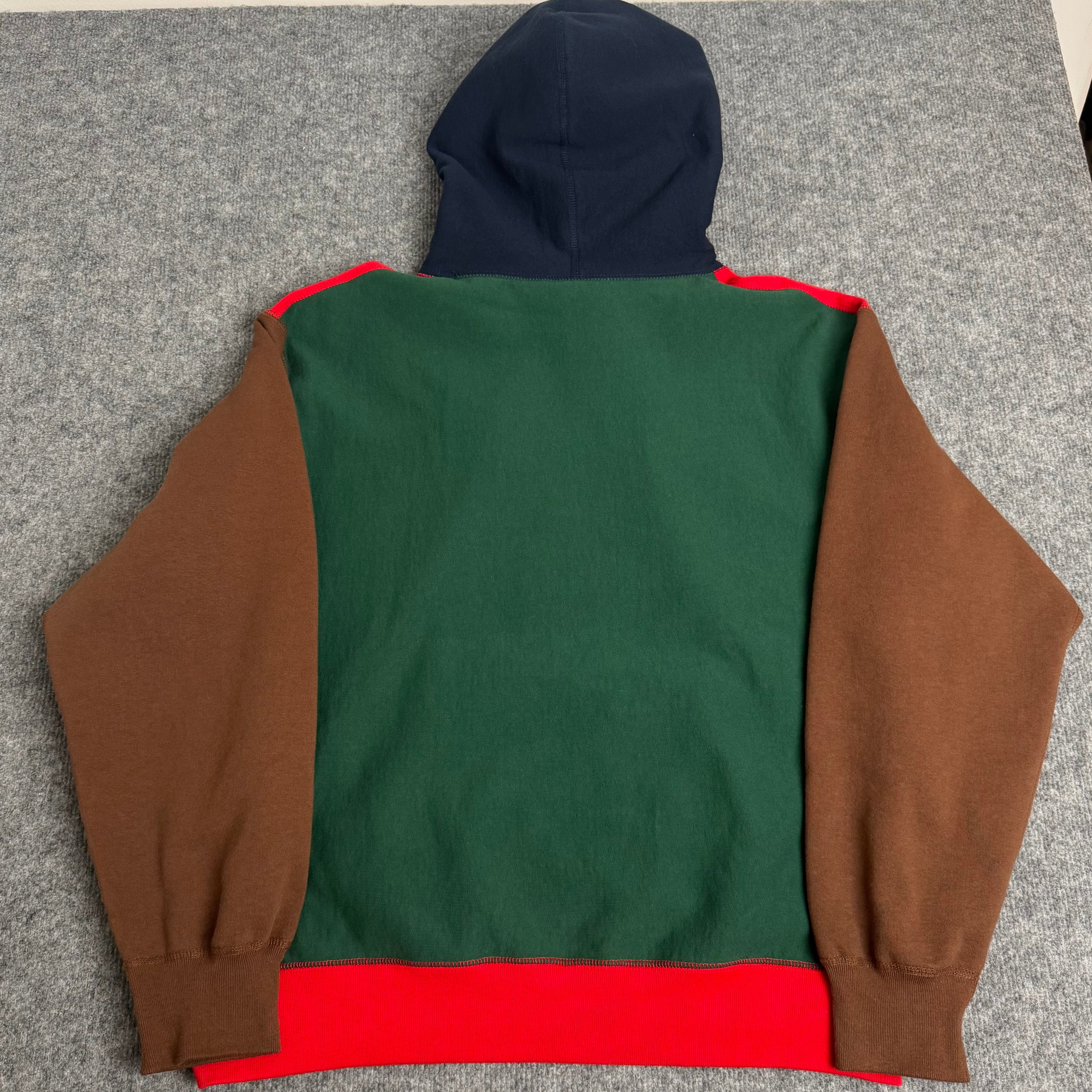 Supreme hættetrøje (Str. M)