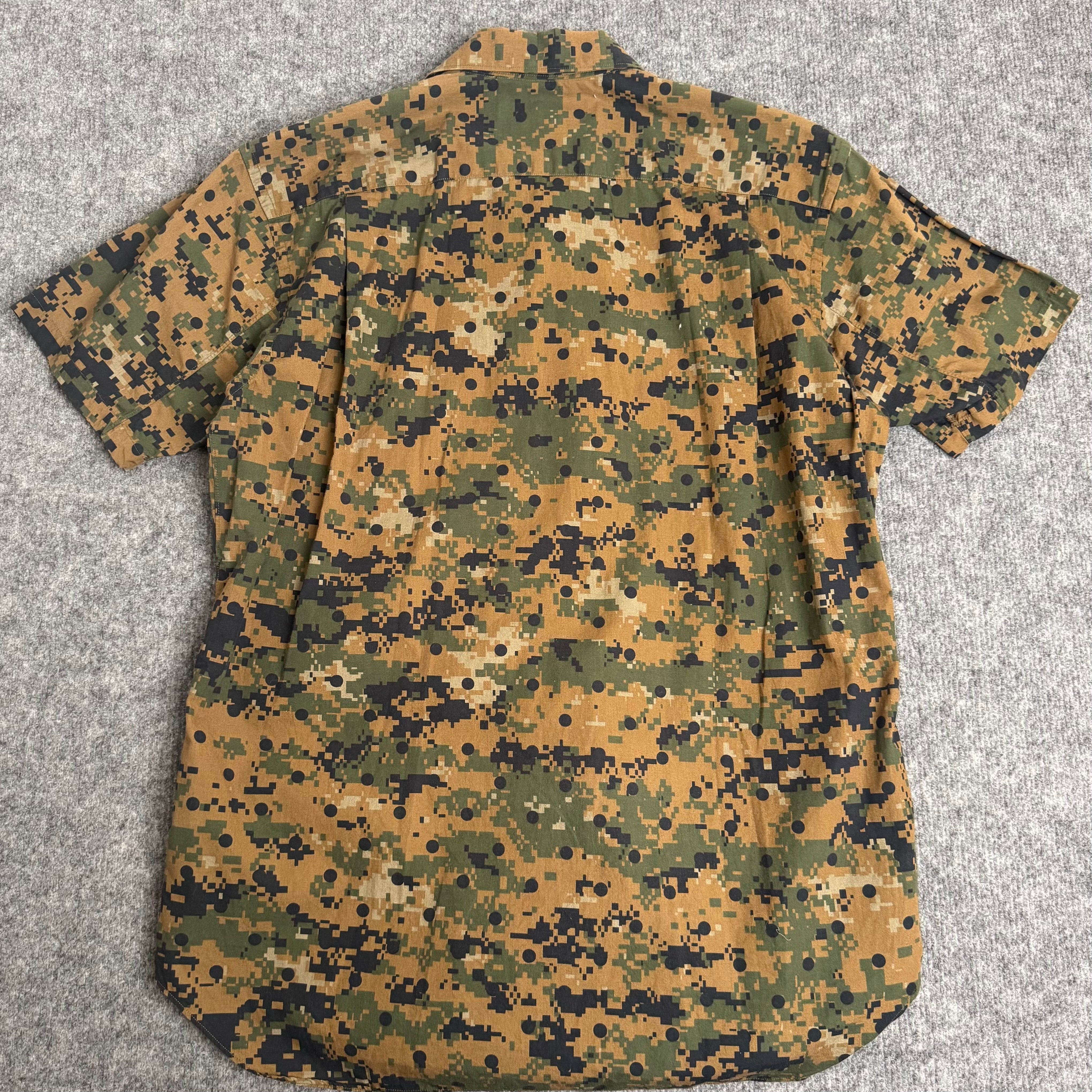 Supreme x CDG skjorte (Str. S)