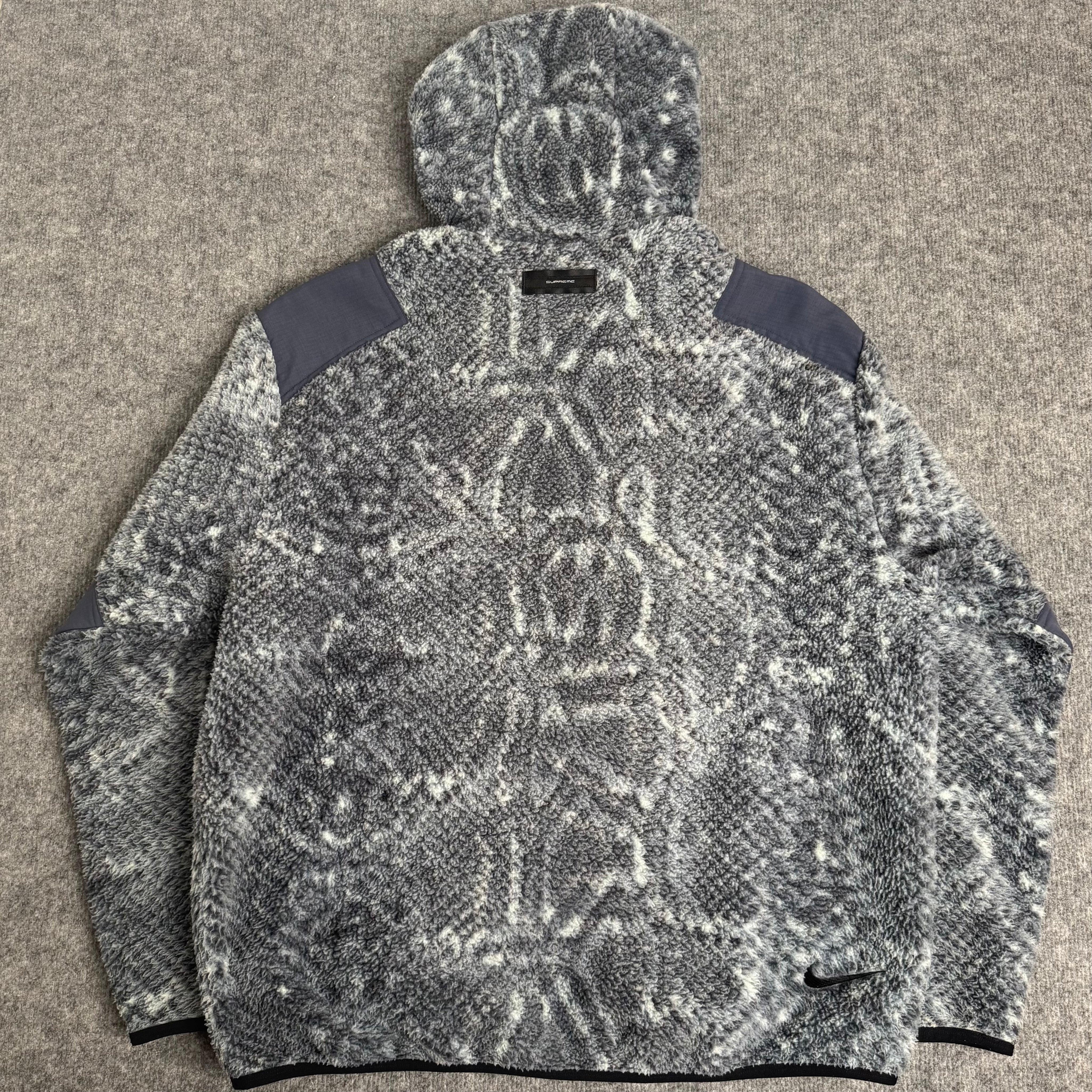 Supreme x Nike ACG fleece (Str. M)