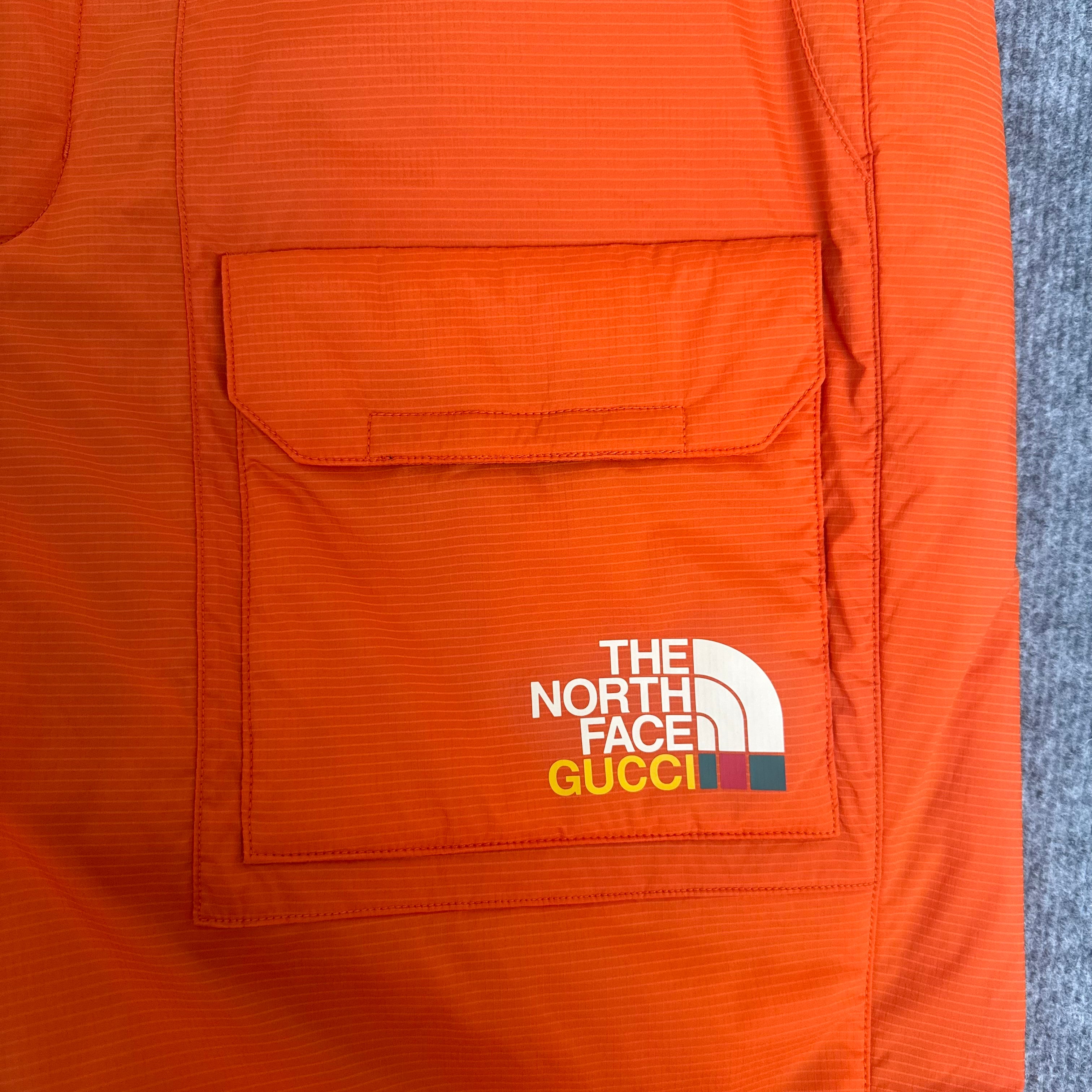 Gucci x TNF bukser (Str. L)