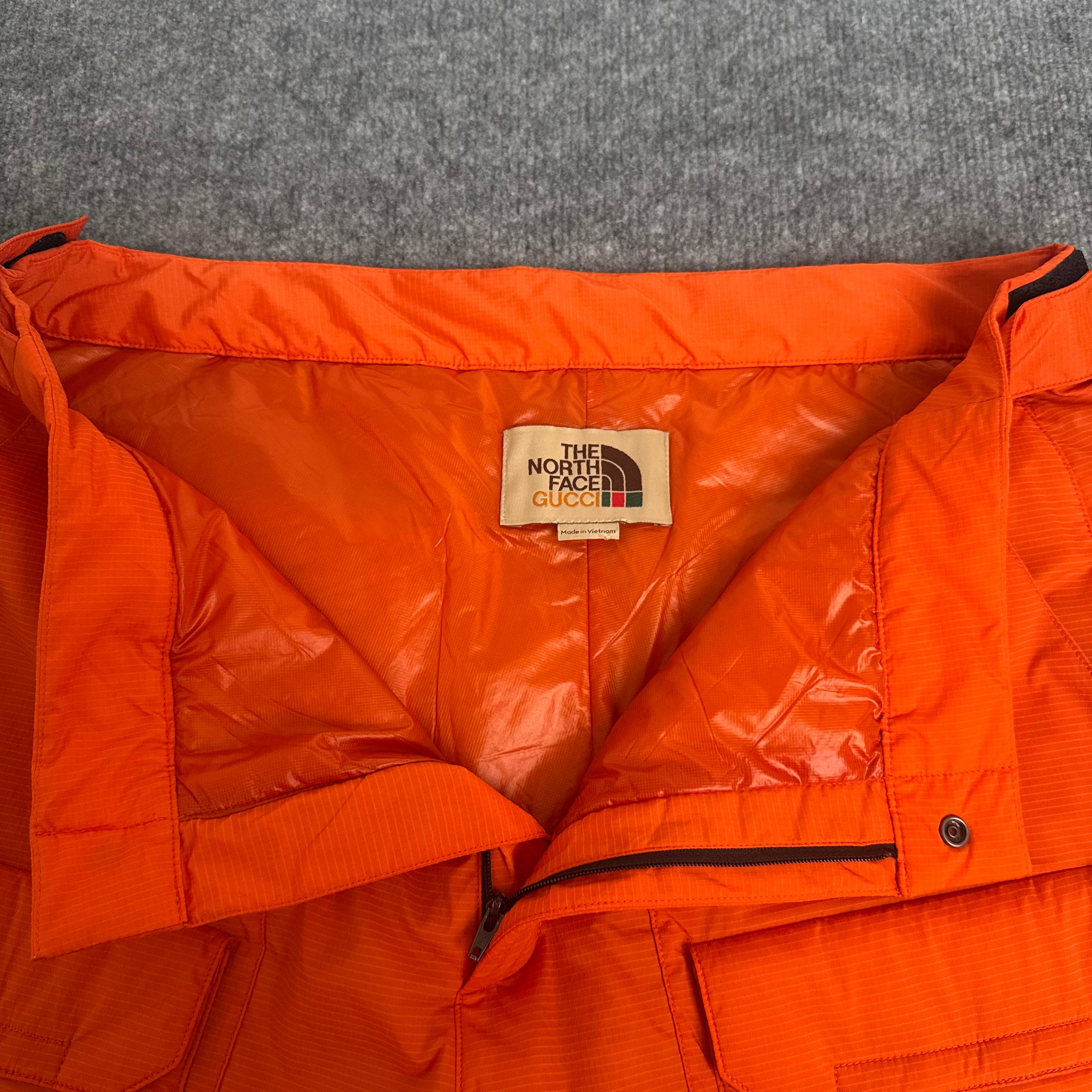 Gucci x TNF bukser (Str. L)