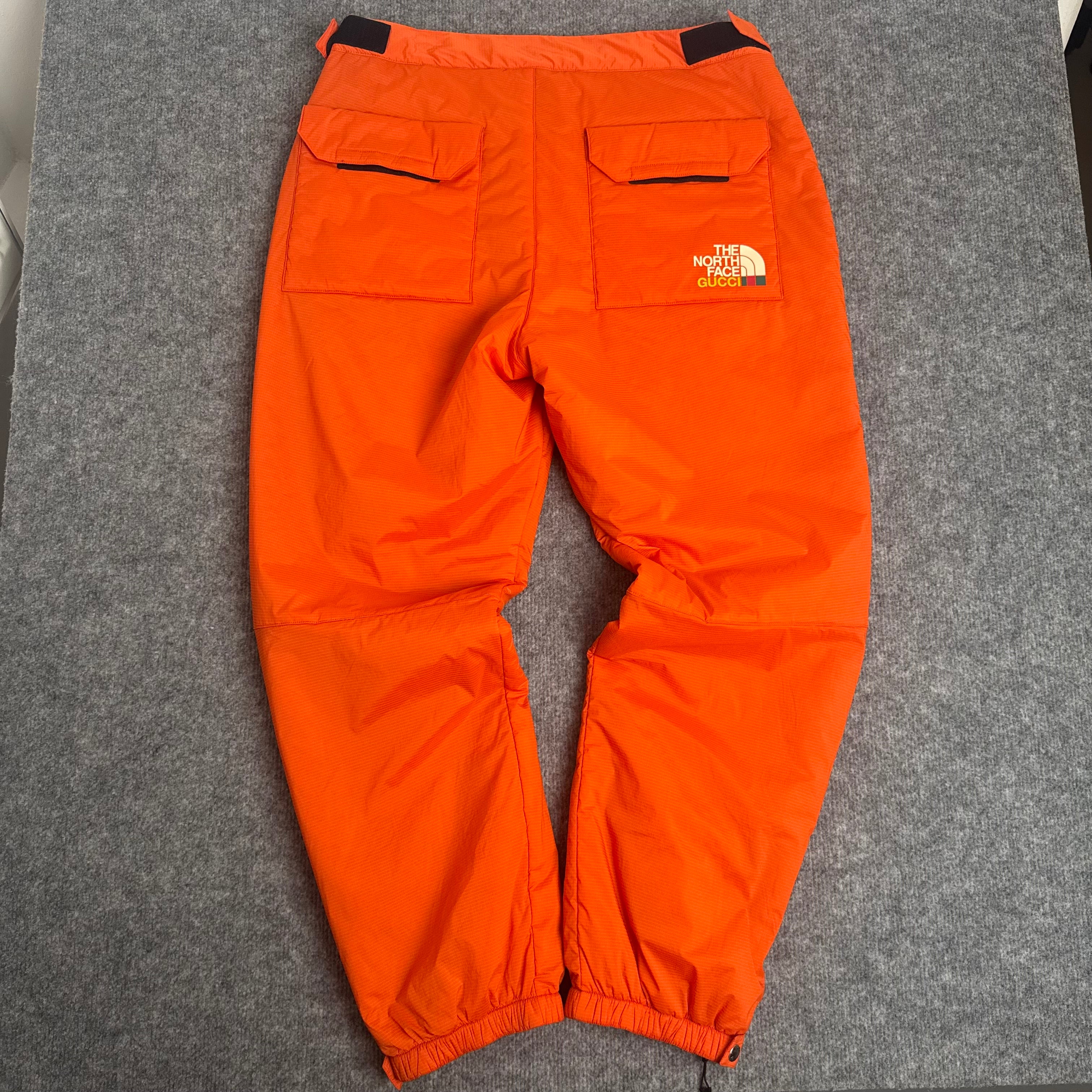 Gucci x TNF bukser (Str. L)