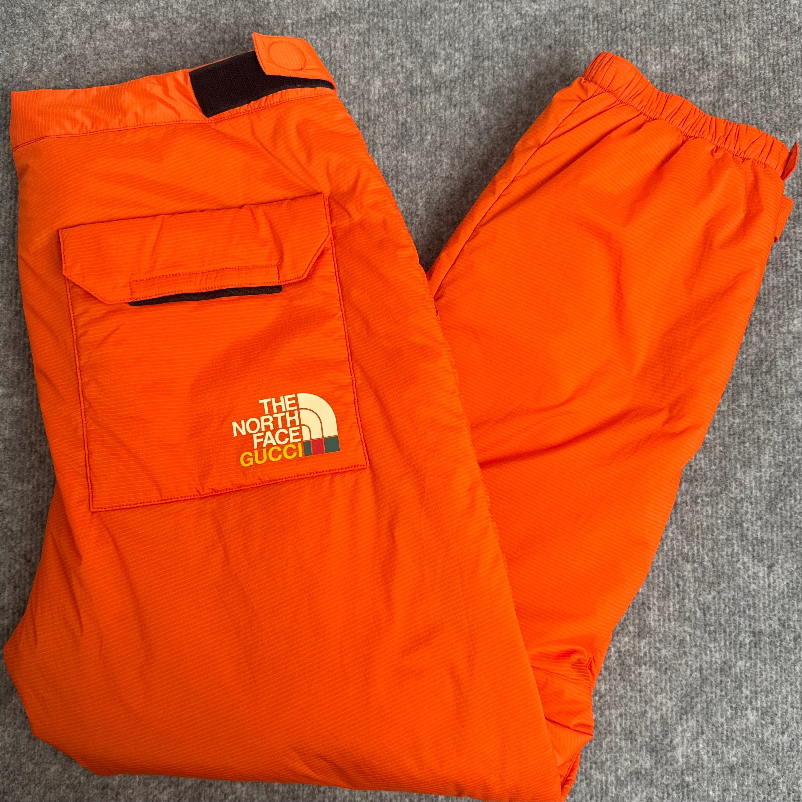 Gucci x TNF bukser (Str. L)